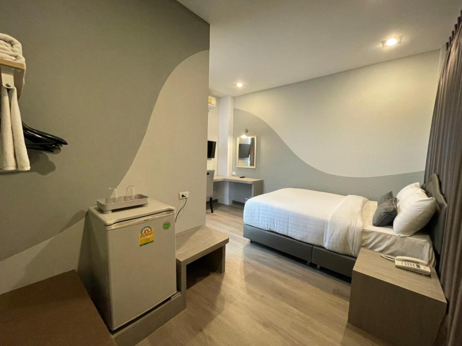 Queen Room