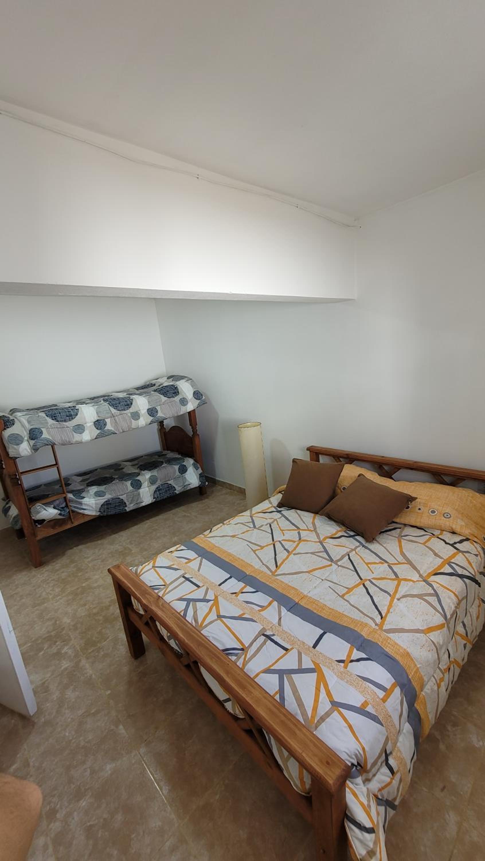 One-Bedroom Apartment photo 1