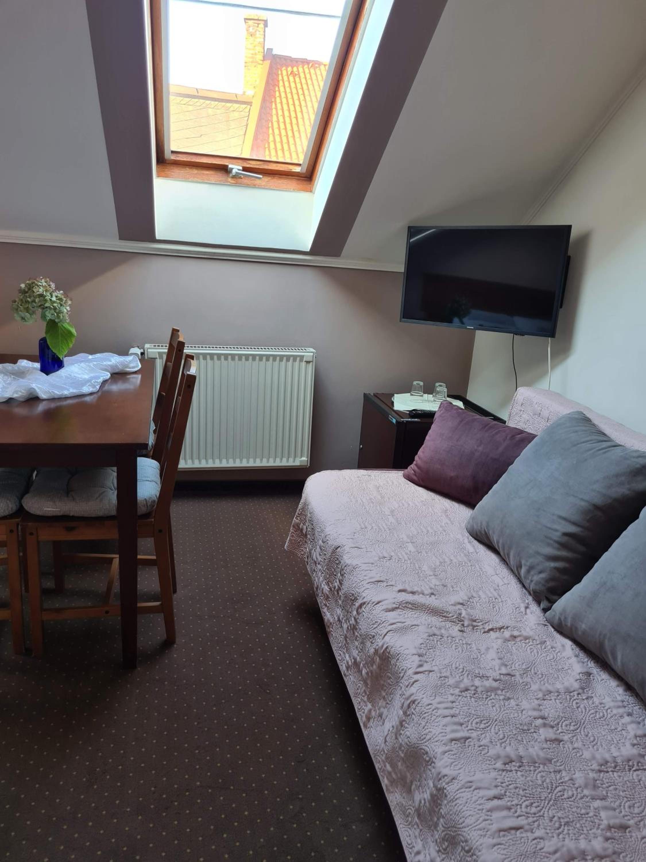 Triple Room - Photo 5