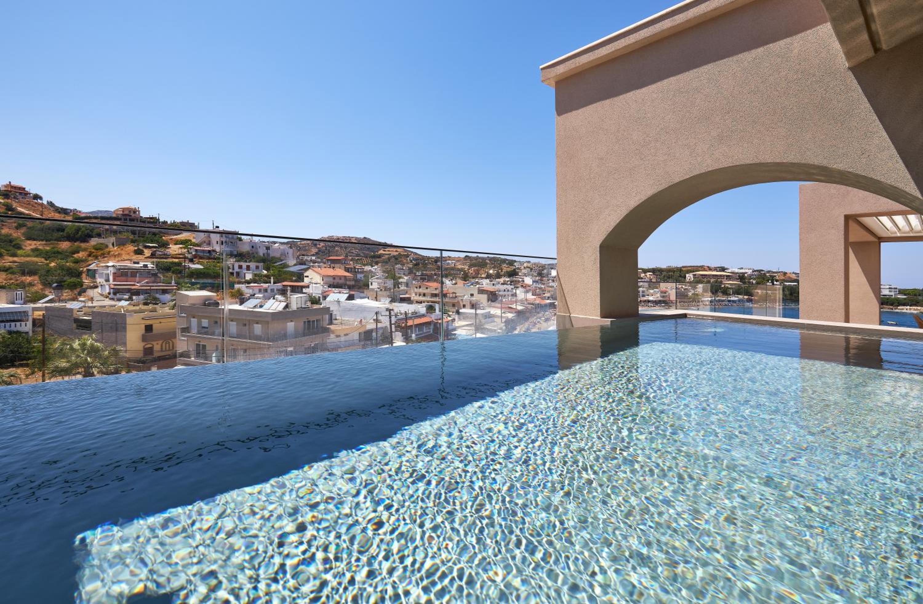 Emerald VIP Suite Sea View with Plunge Pool - Photo 4