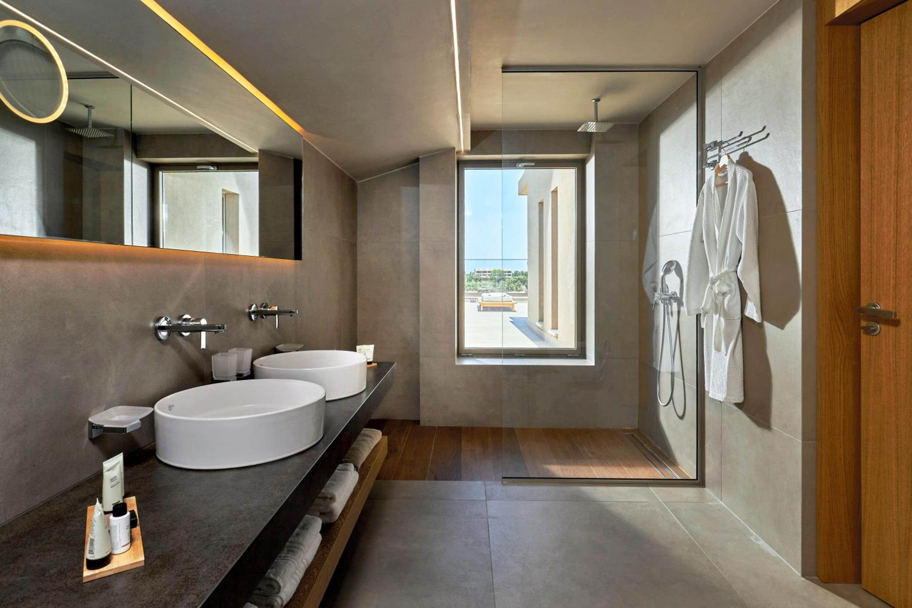 Sapphire VIP Suite Sea View with Plunge Pool photo 2