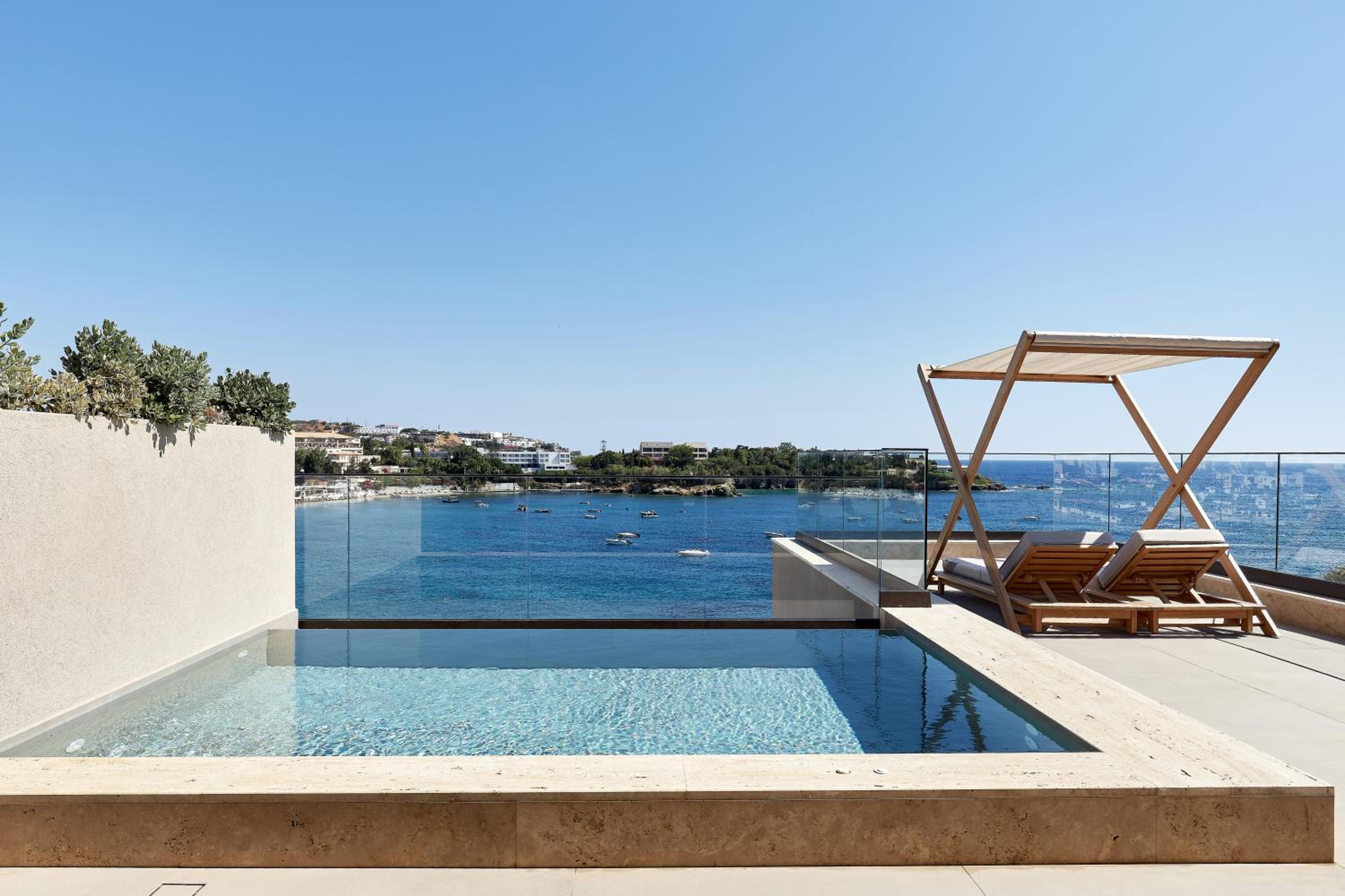 Ruby Ambassador Suite Sea View with Plunge Pool photo 2