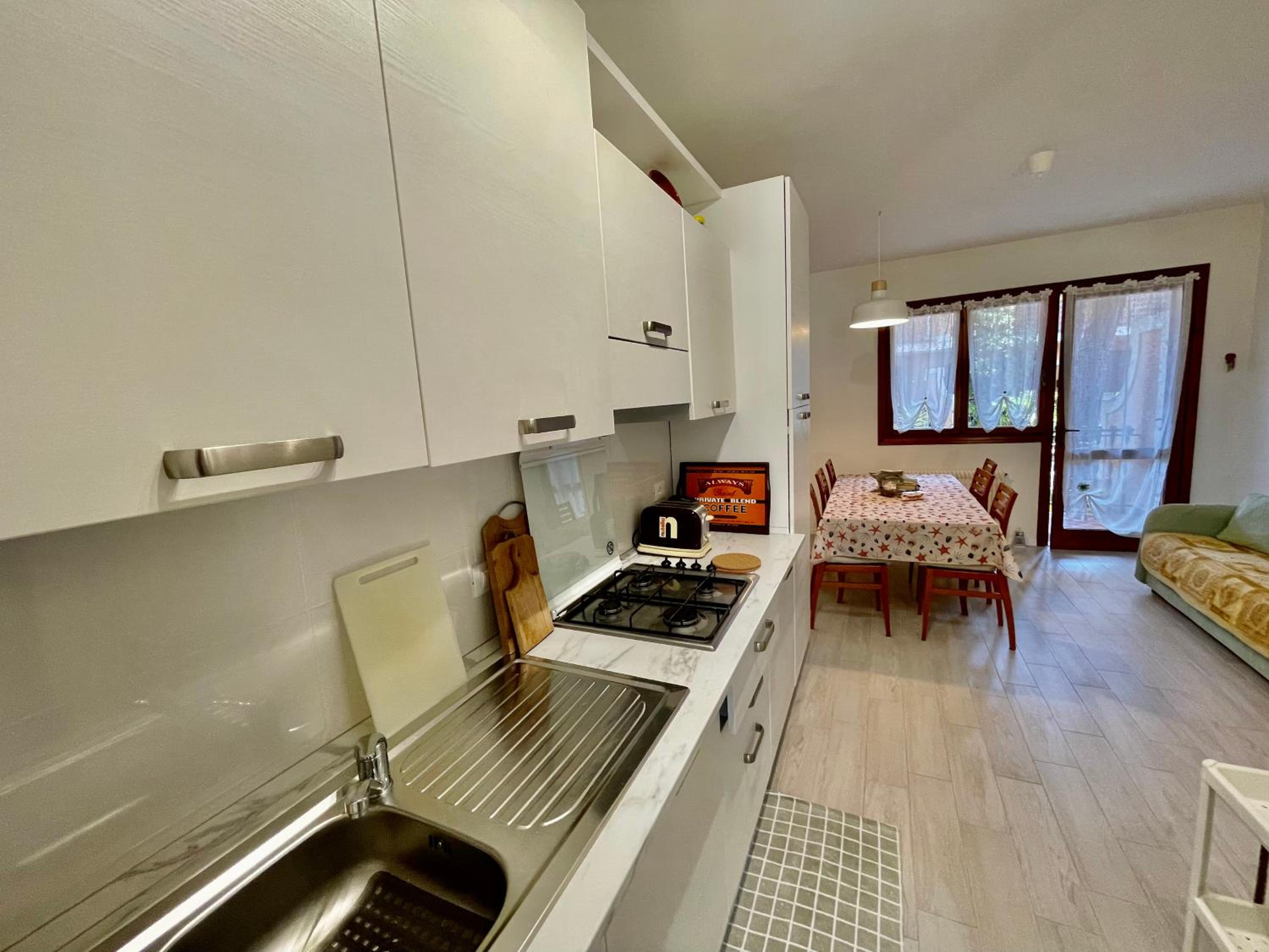 One-Bedroom House photo 2