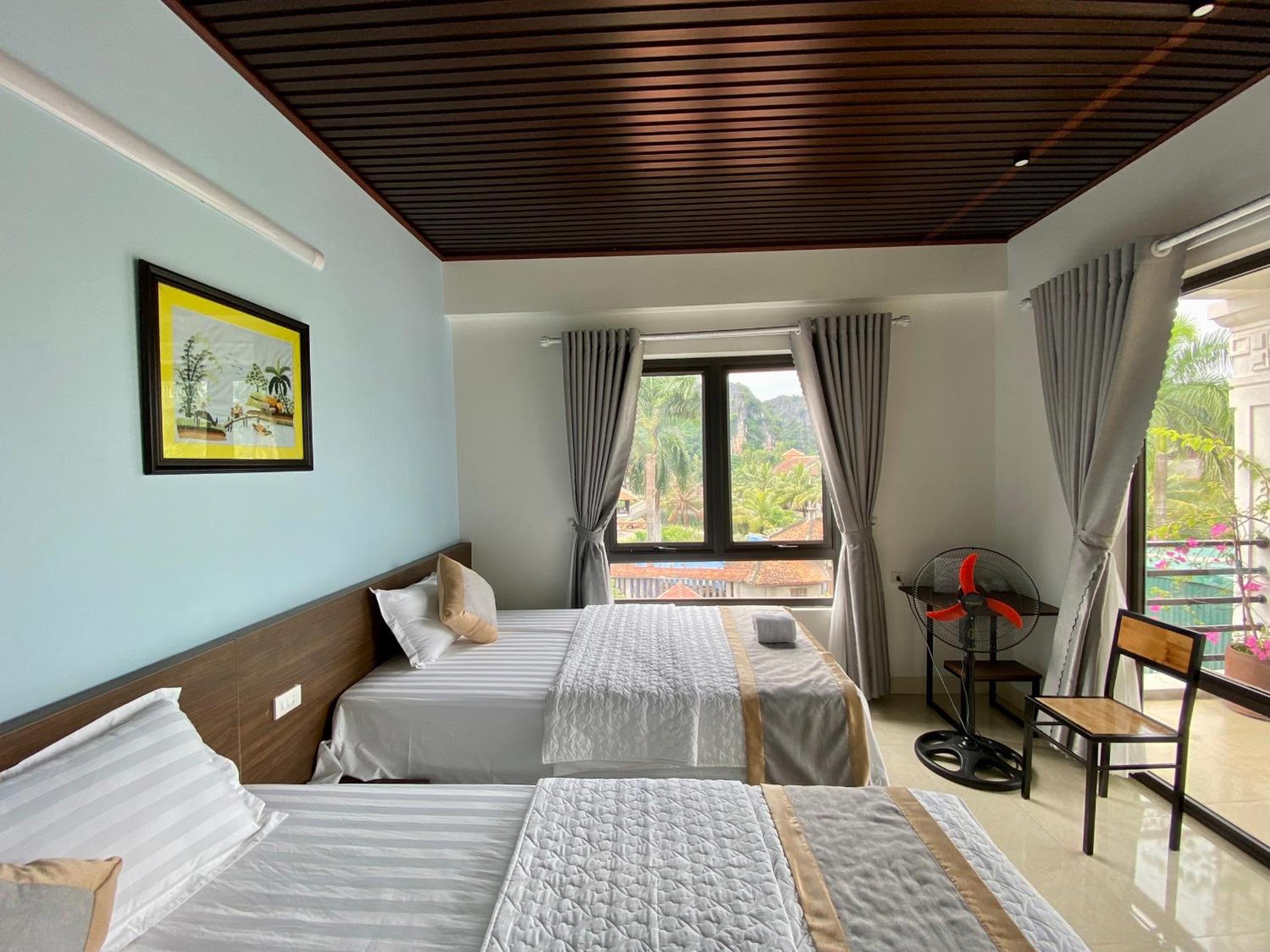 Triple Room with Mountain View photo 2