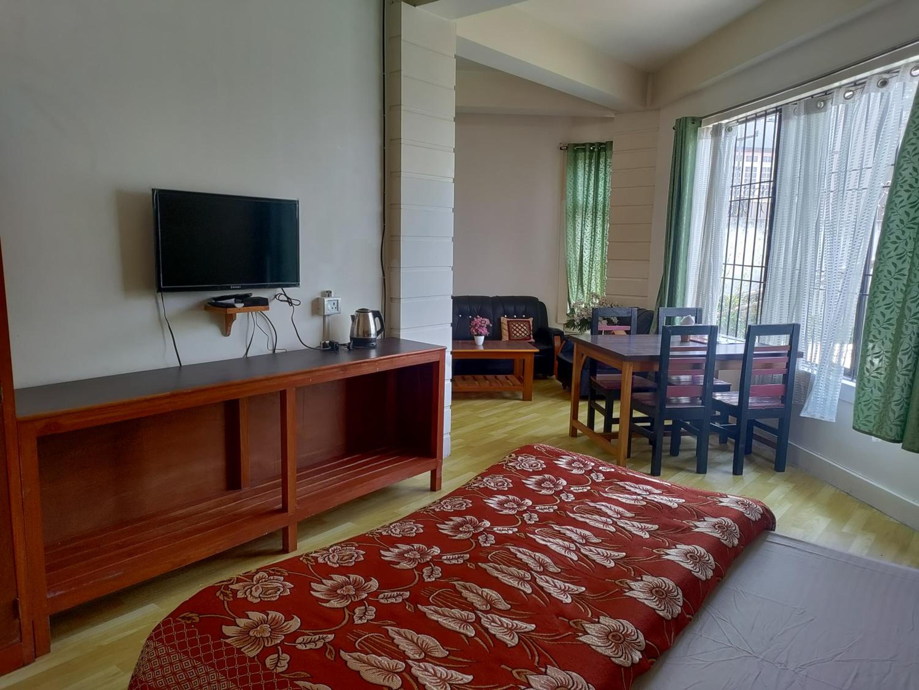 Family Room photo 1
