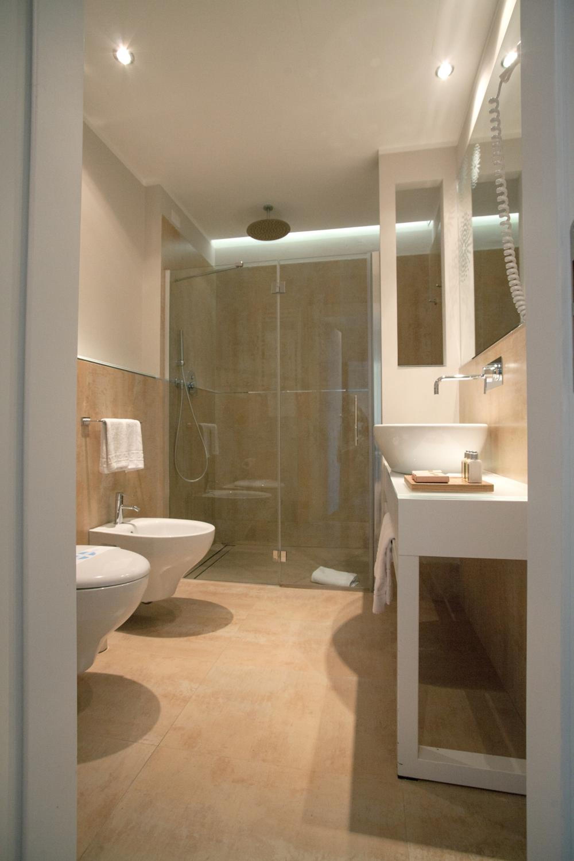 Family Room - Photo 5
