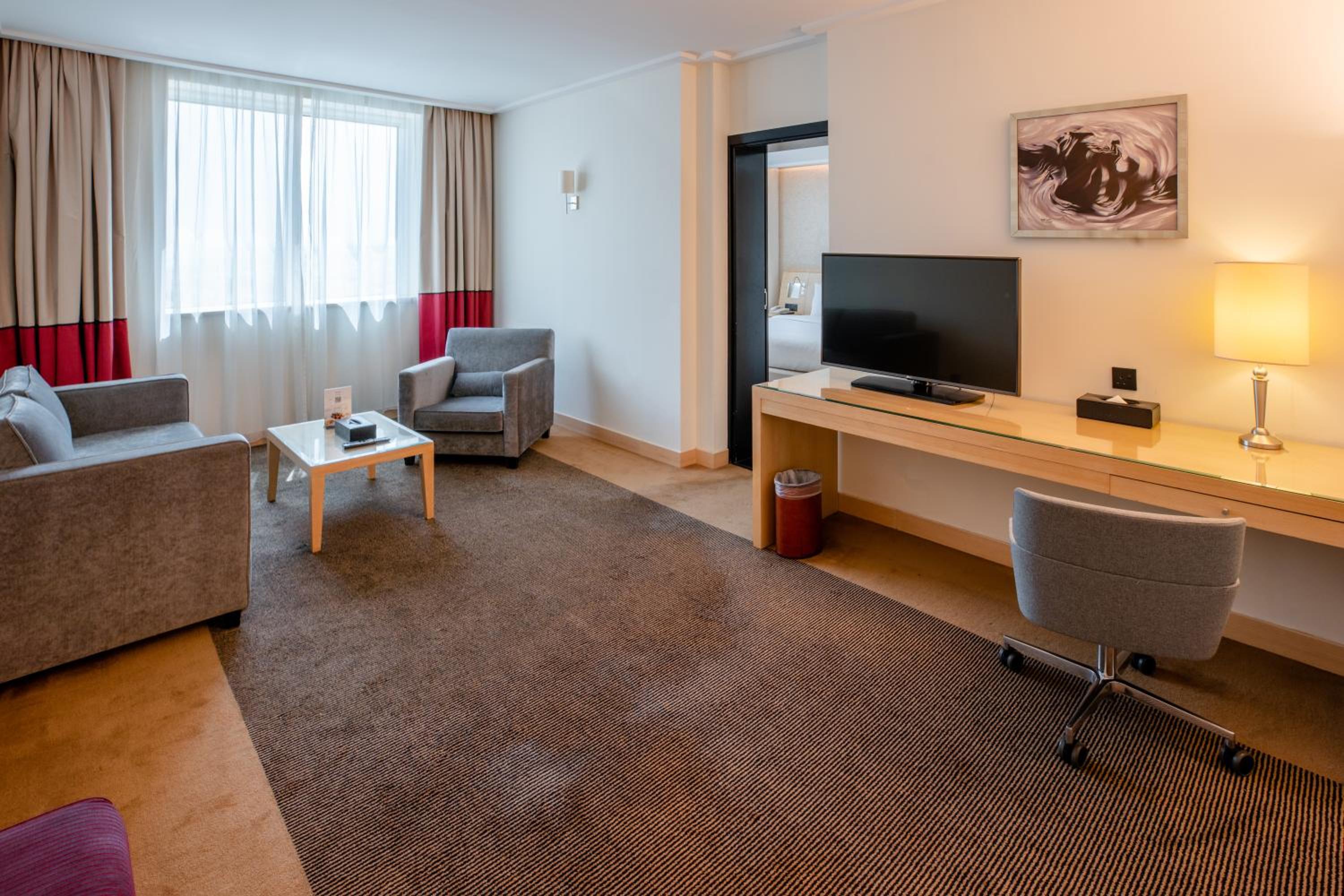 Superior Suite with 1 Double Bed ,Living Room, and Sofa thumbnail 5