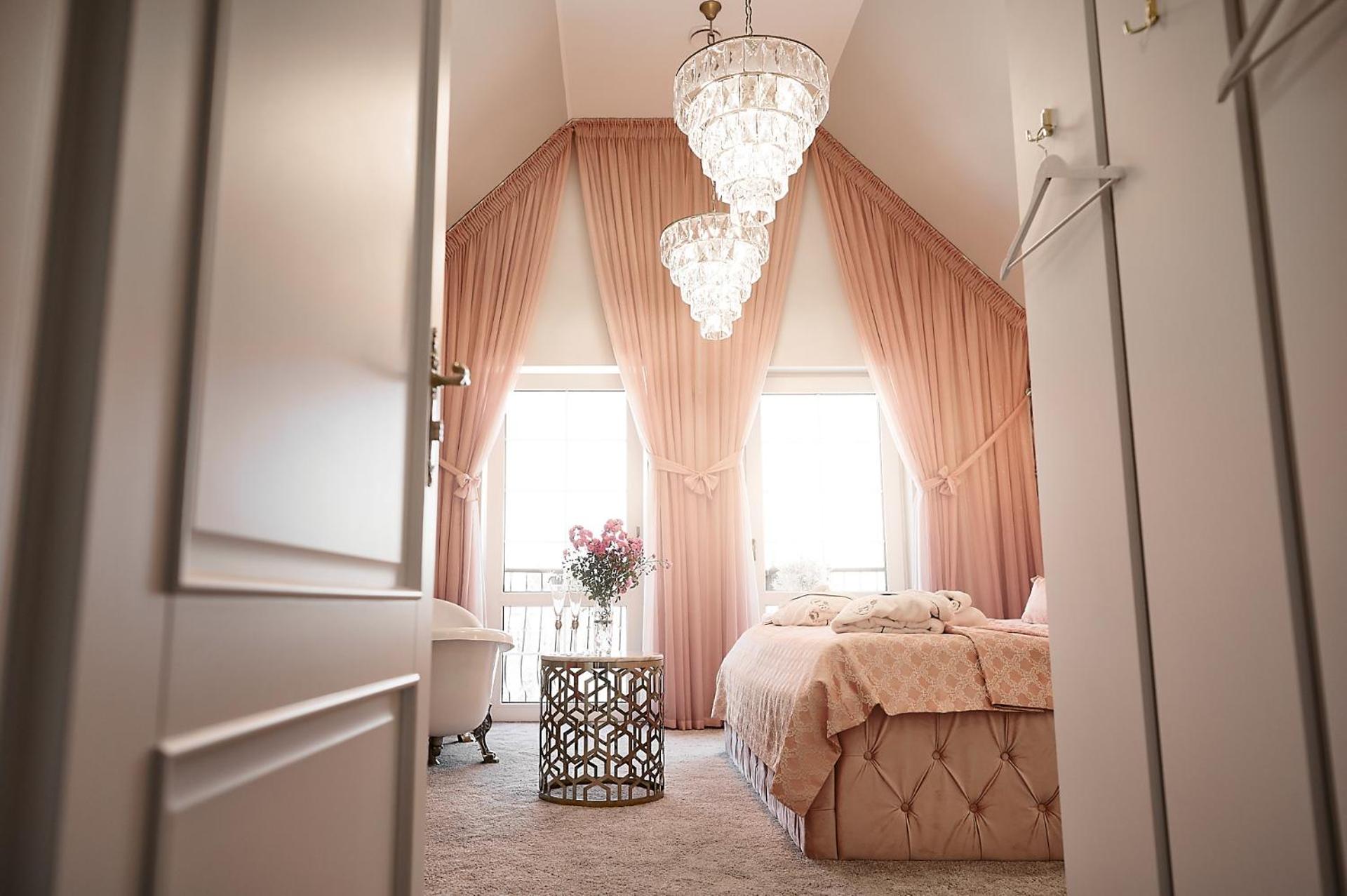 Deluxe Double Room - Photo 2