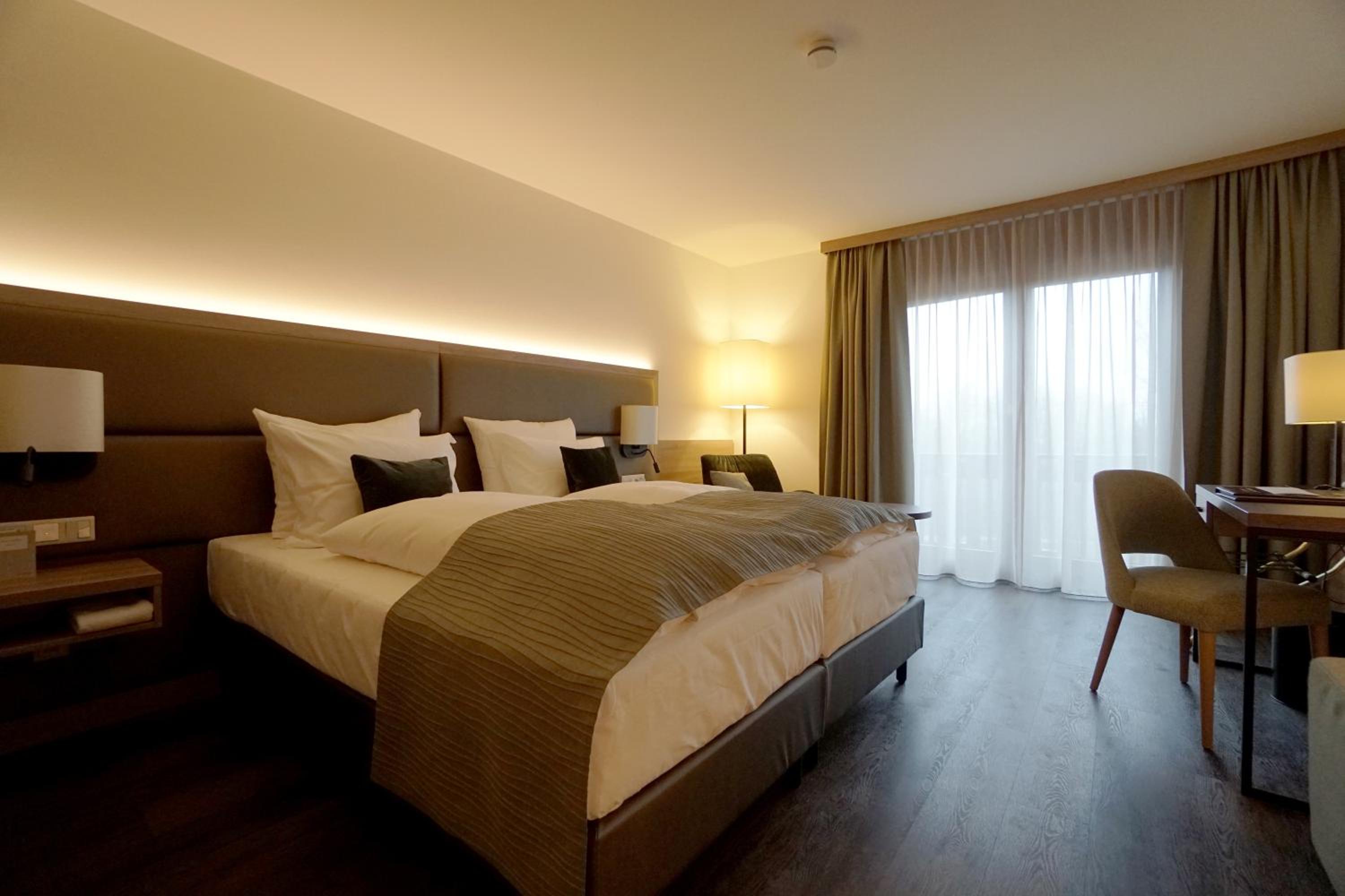 Comfort Double Room 1st floor with balcony or terrace - Photo 4