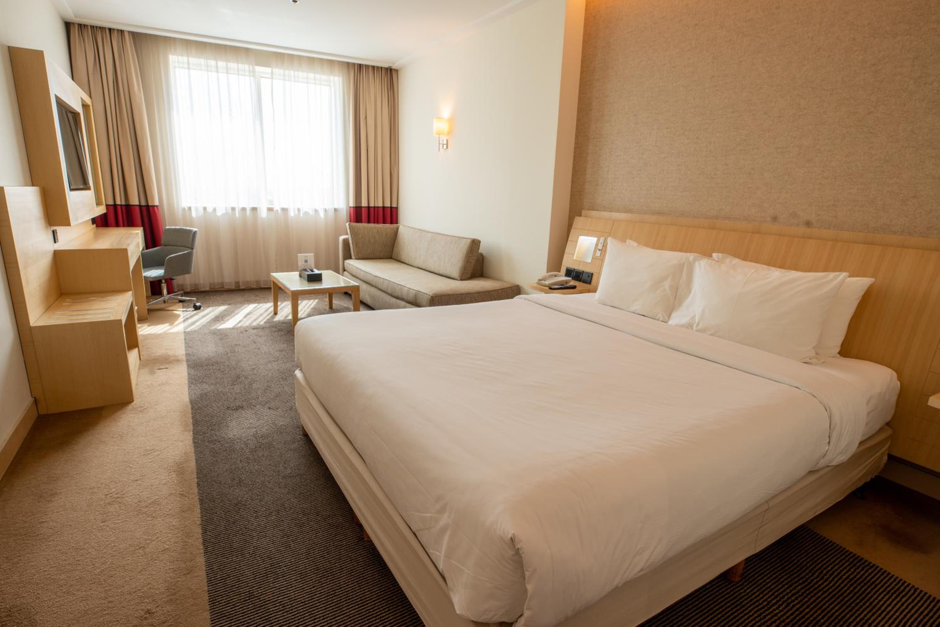 Superior Queen Room