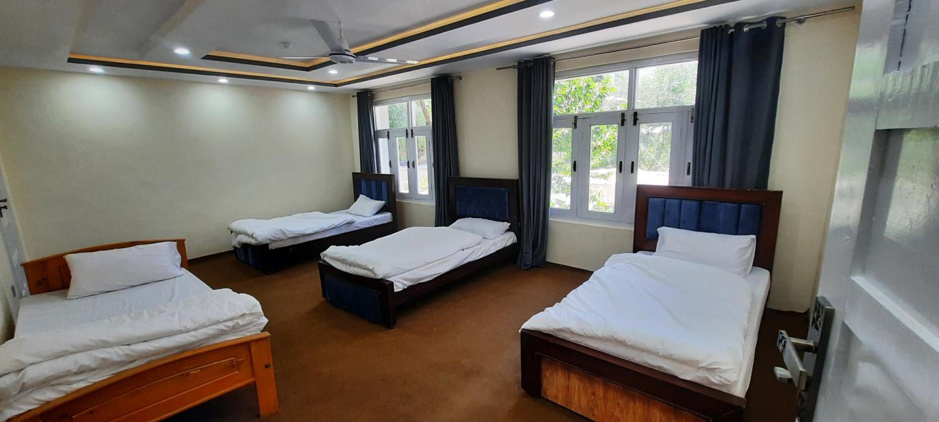 Classic Quadruple Room photo 3