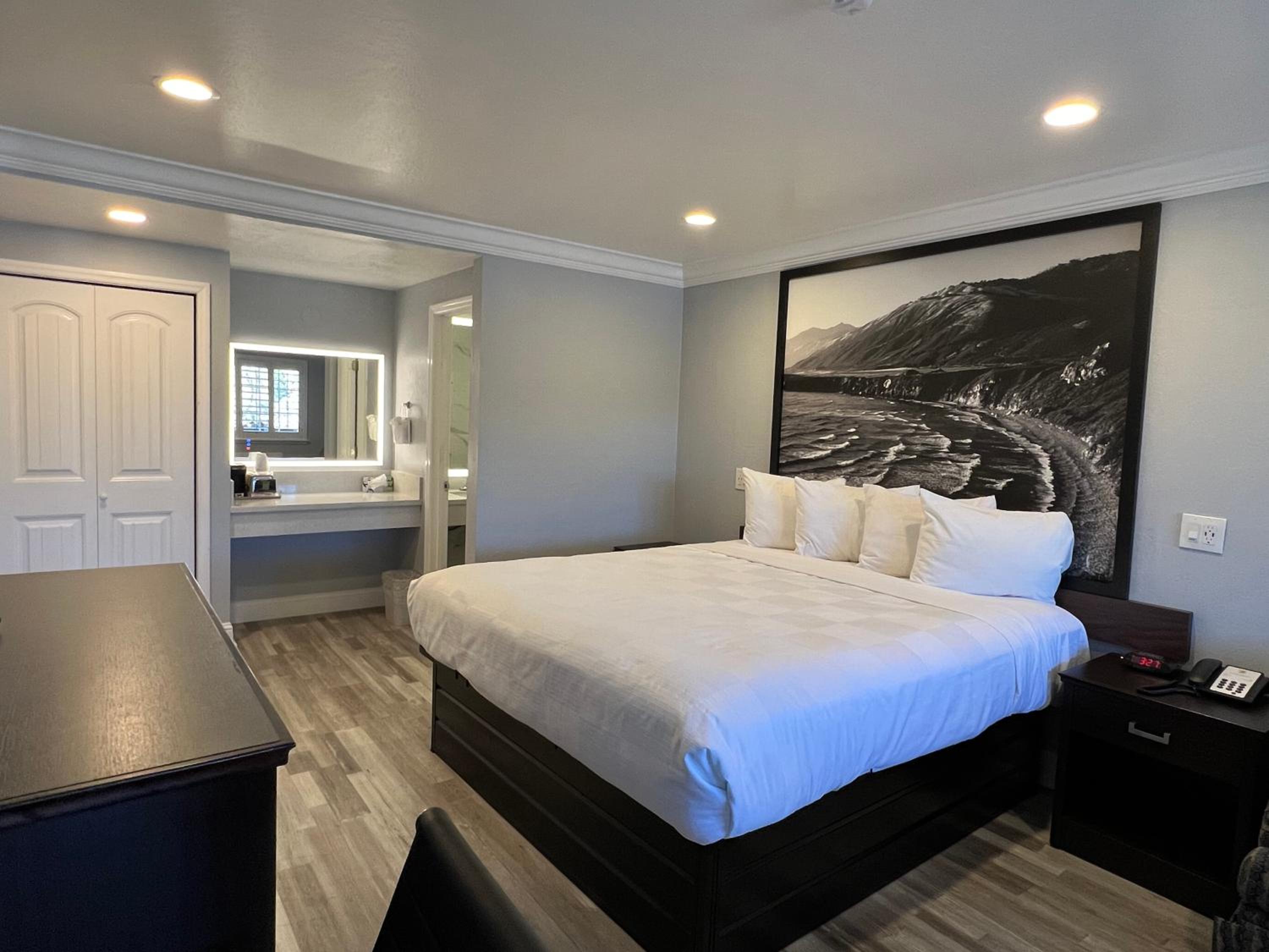 King Studio Suite - Non-Smoking - Photo 2