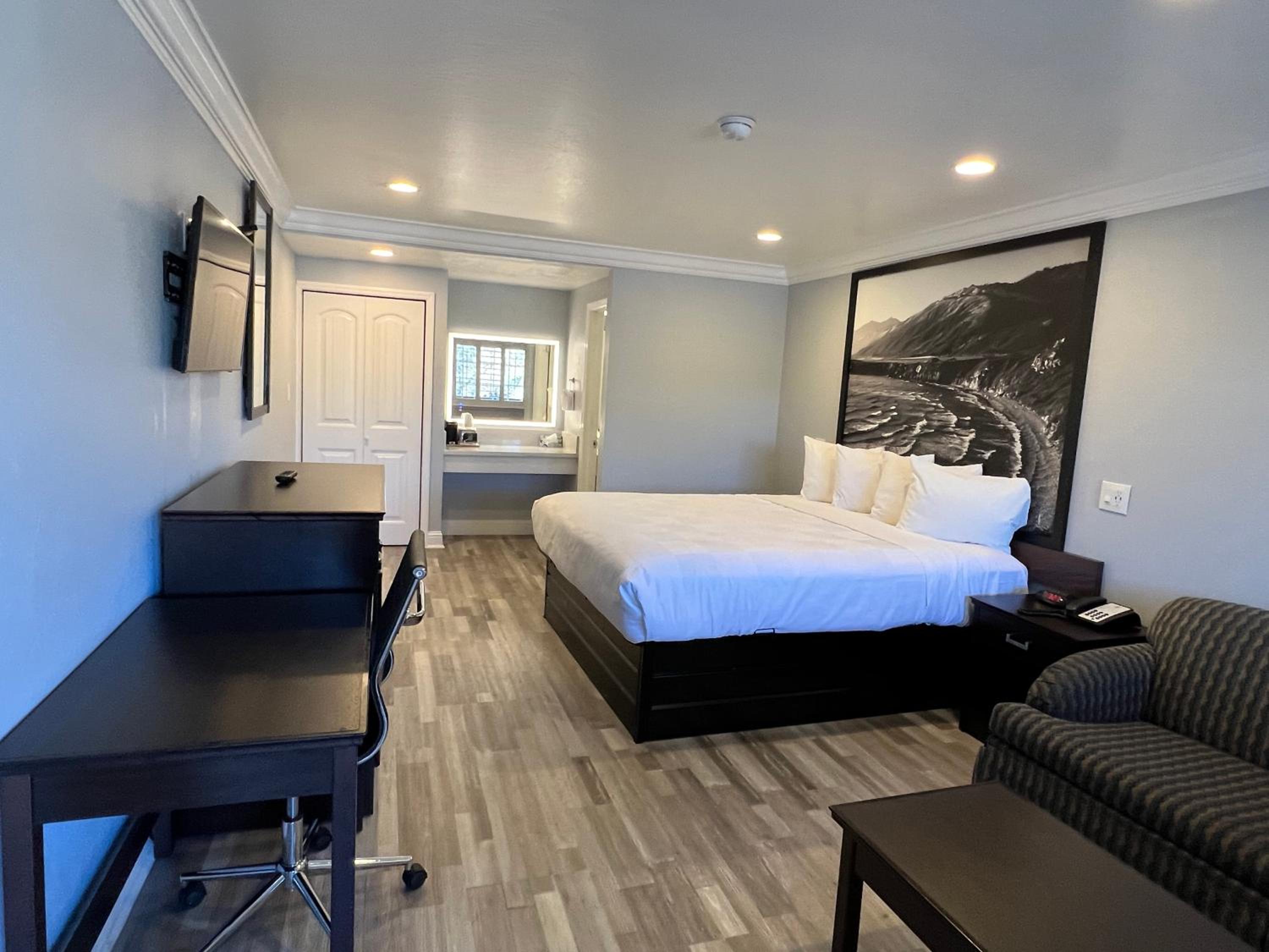 King Studio Suite - Non-Smoking - Photo 14