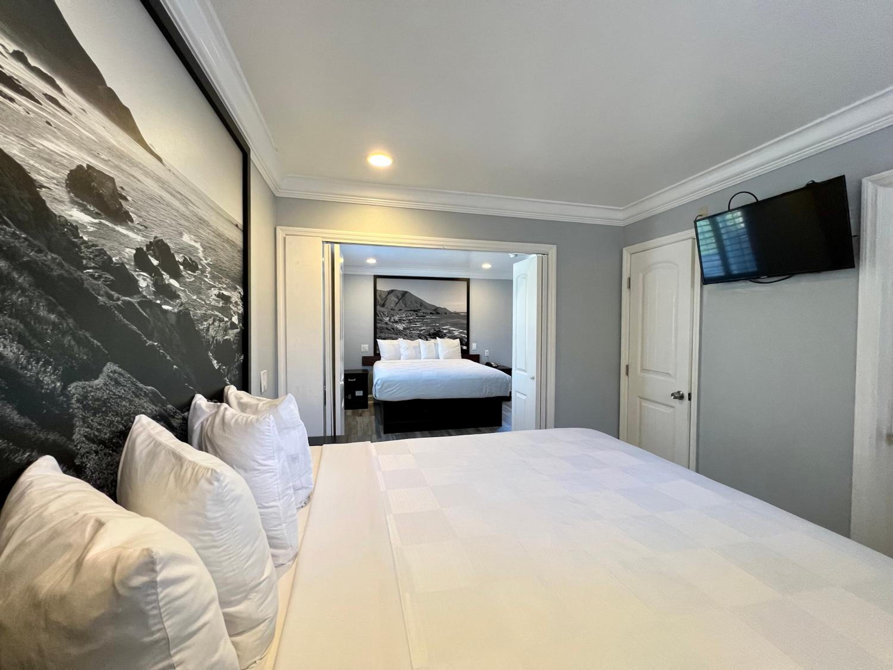 Two-Bedroom King Suite - Non-Smoking - Photo 10