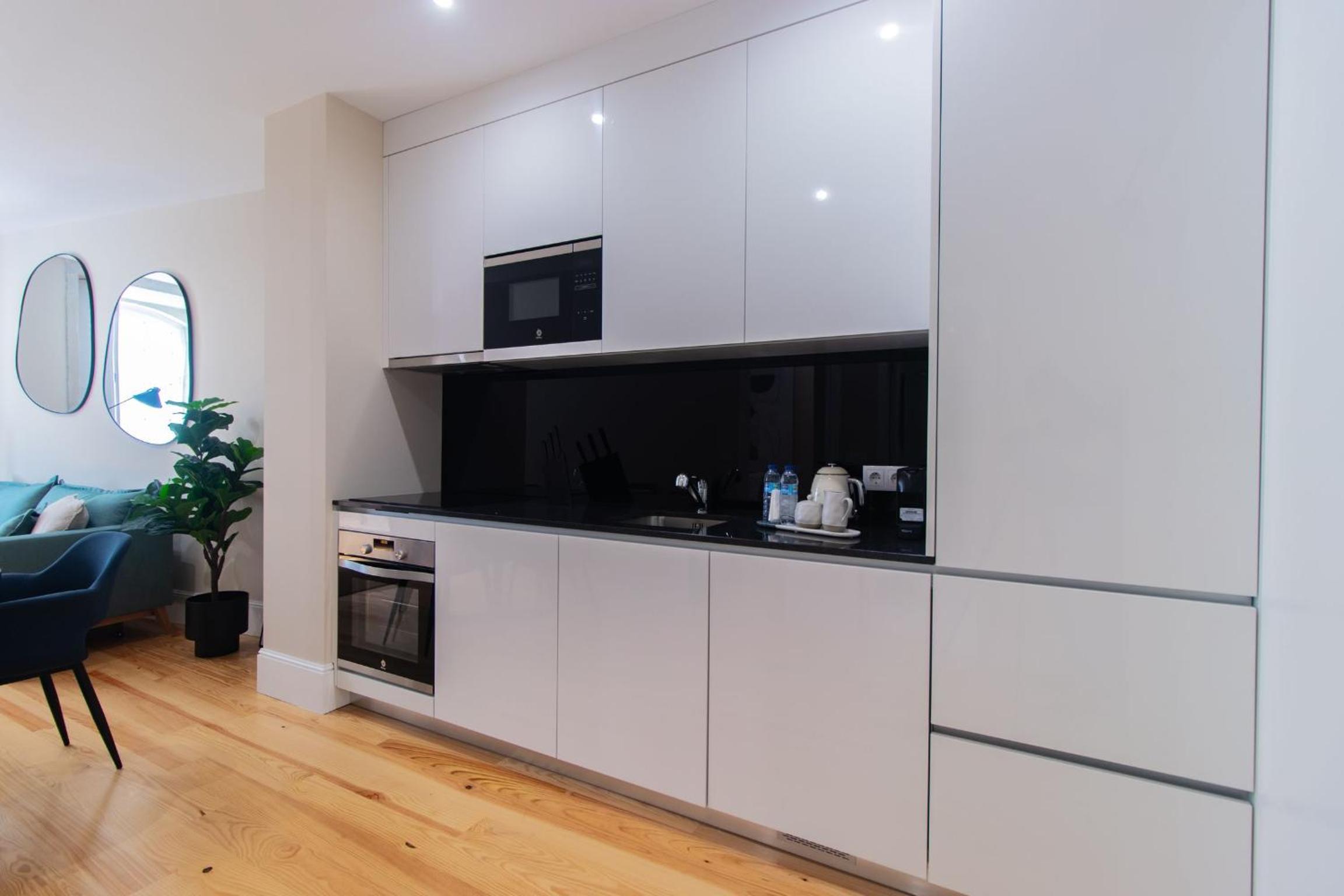 One-Bedroom Apartment - Photo 8
