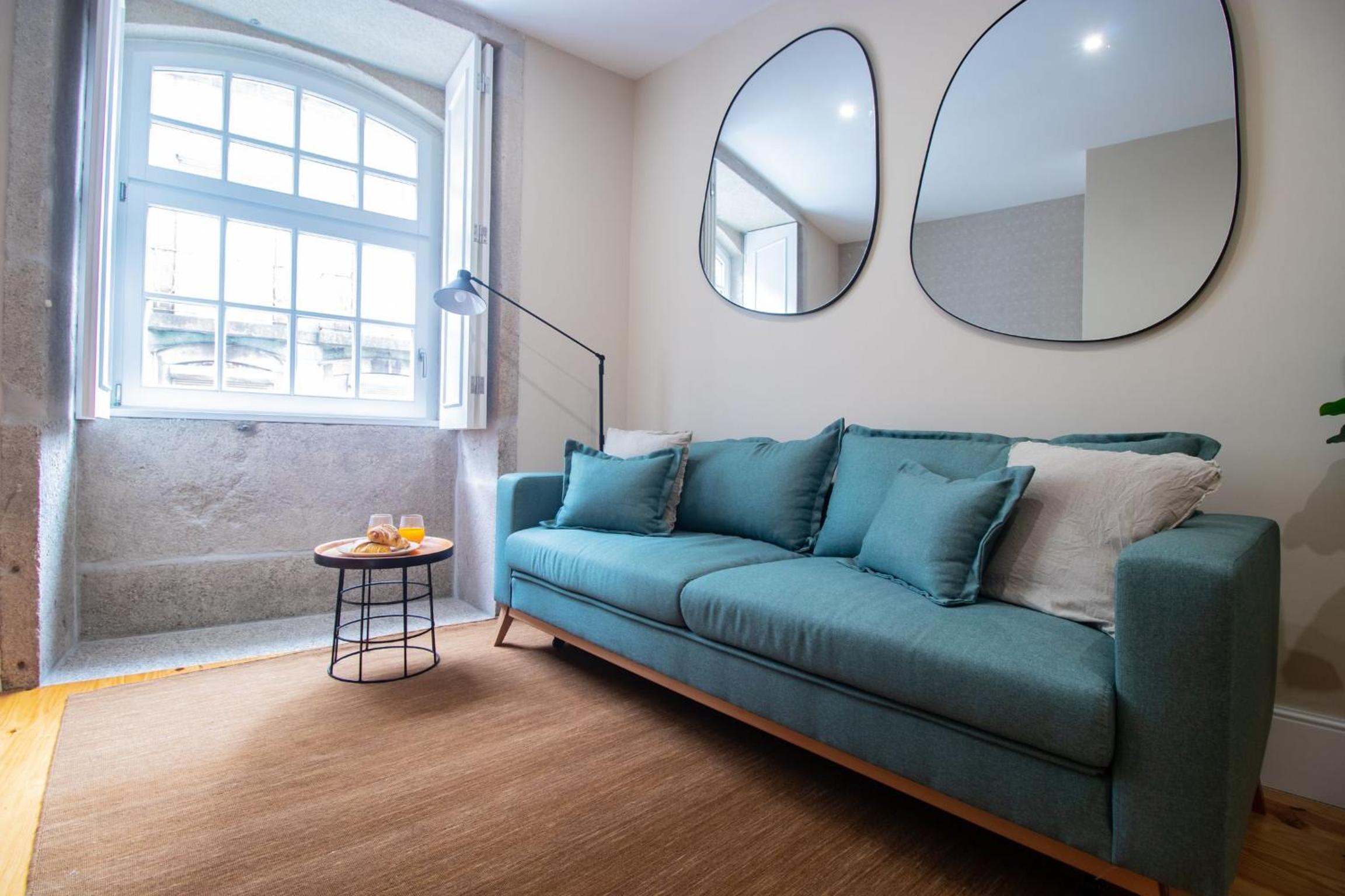 One-Bedroom Apartment - Photo 14
