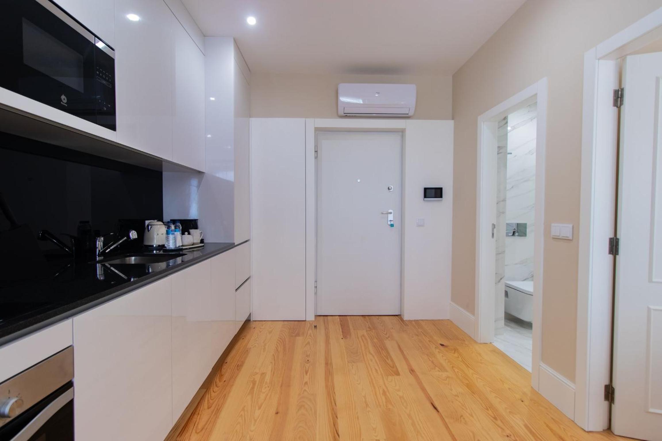 One-Bedroom Apartment - Photo 20
