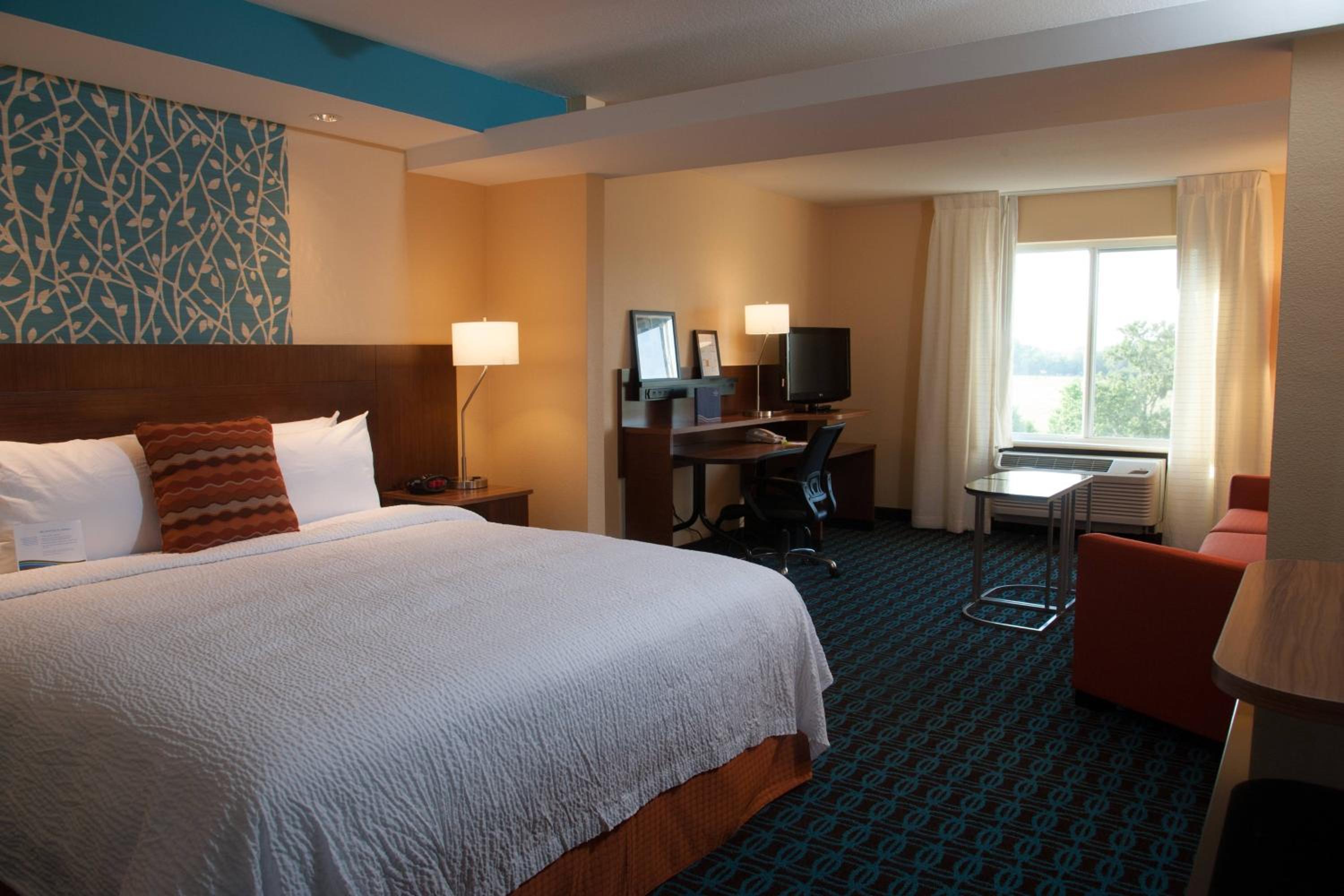 King Suite with Roll-In Shower and Sofa Bed - Mobility Access/Hearing Accessible