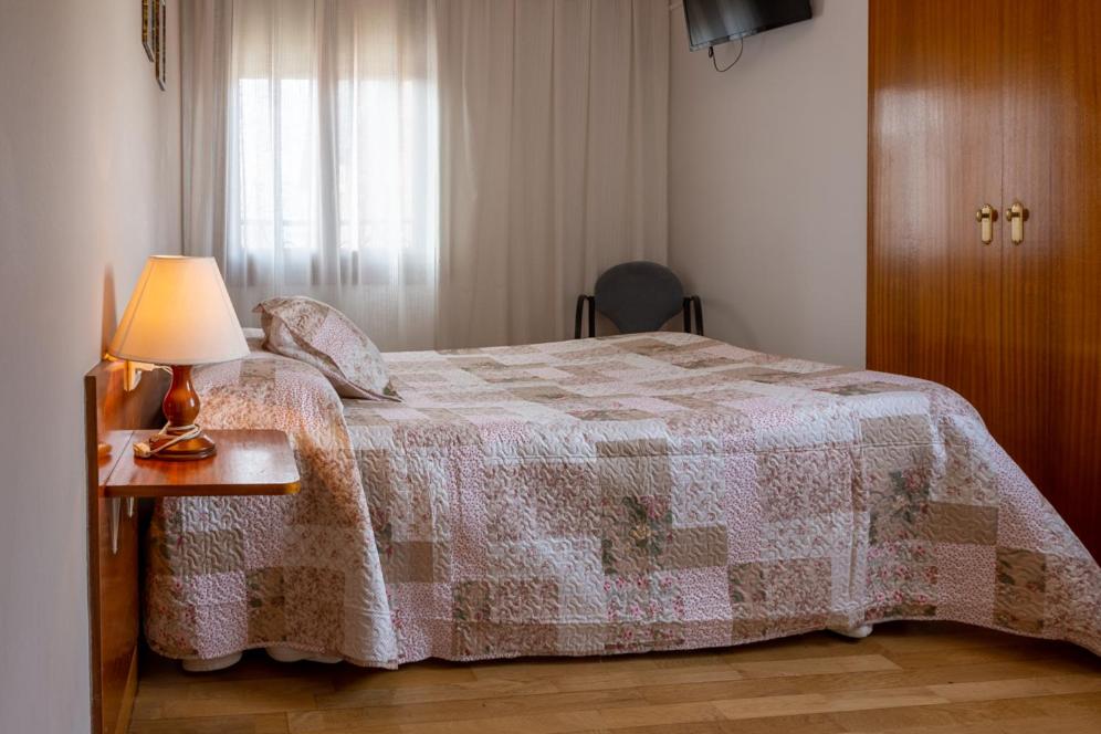 Classic Double or Twin Room - Photo 5