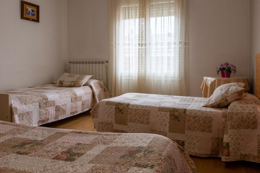Classic Quadruple Room - Photo 8