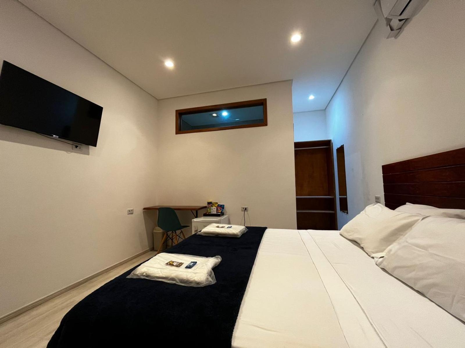 Deluxe Suite - Photo 14