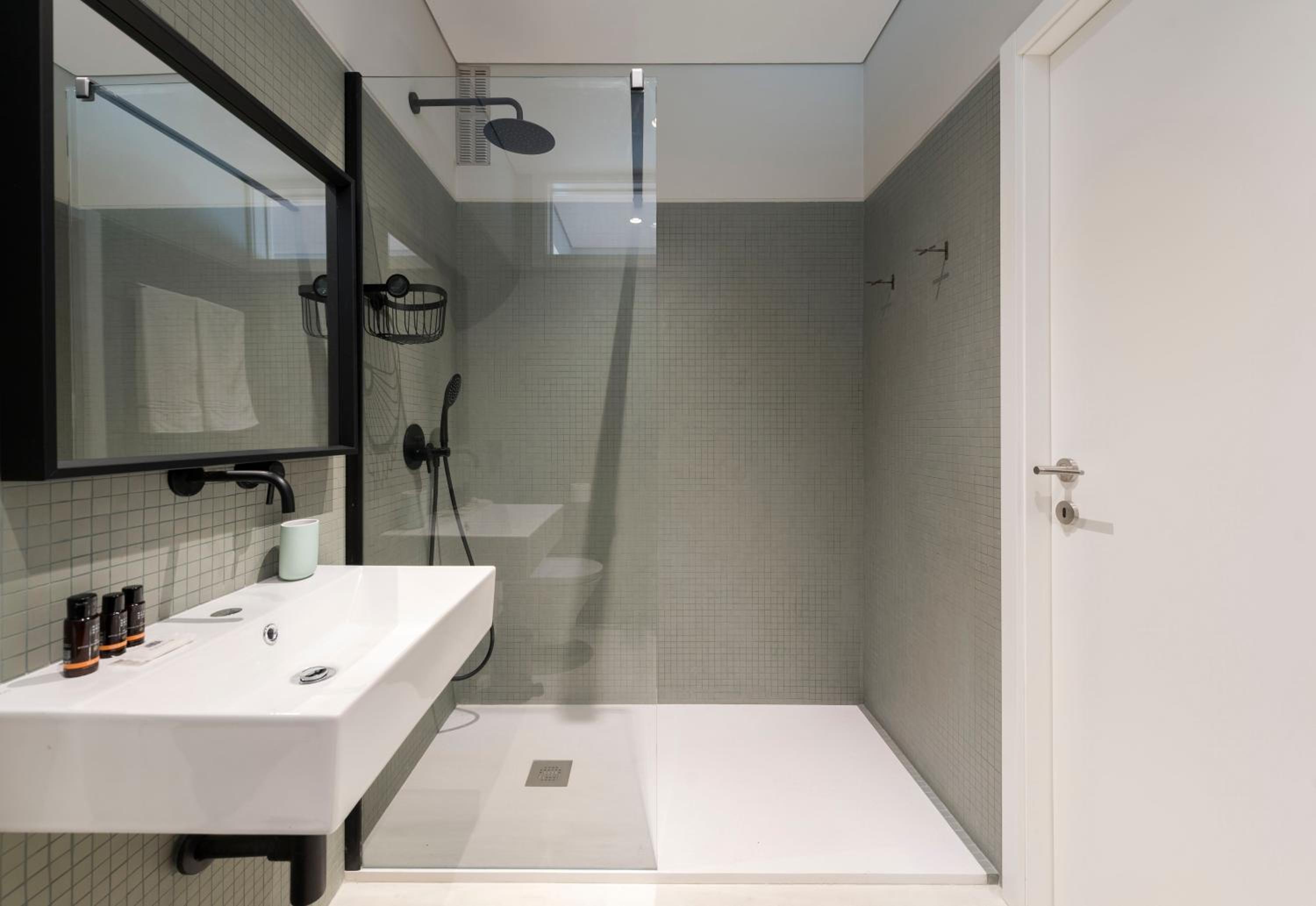 Two-Bedroom Apartment - Photo 12