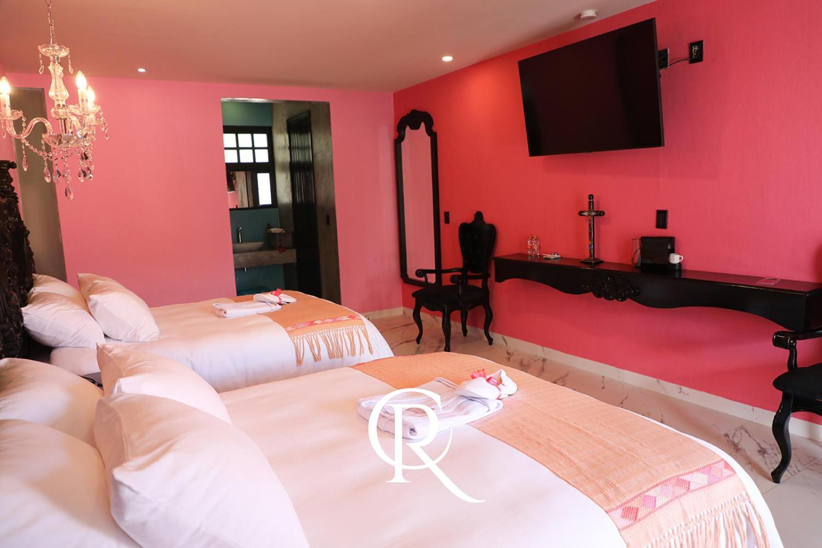 Twin Room - Photo 1