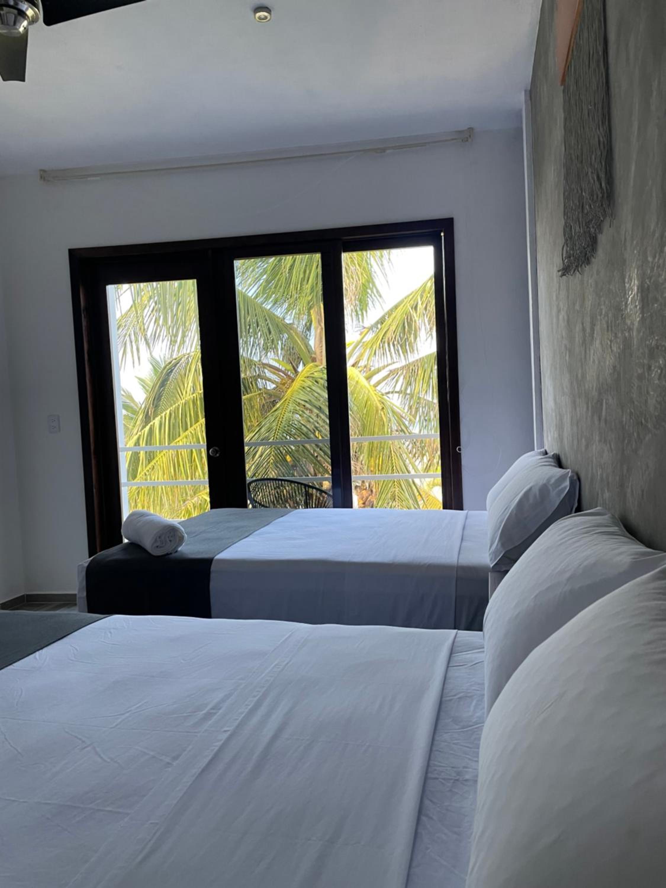 Deluxe Twin Room with Sea View