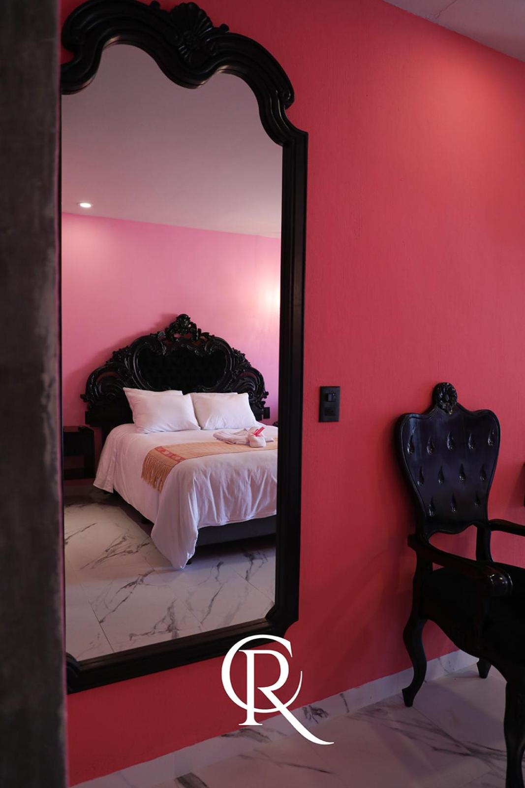 Twin Room - Photo 2