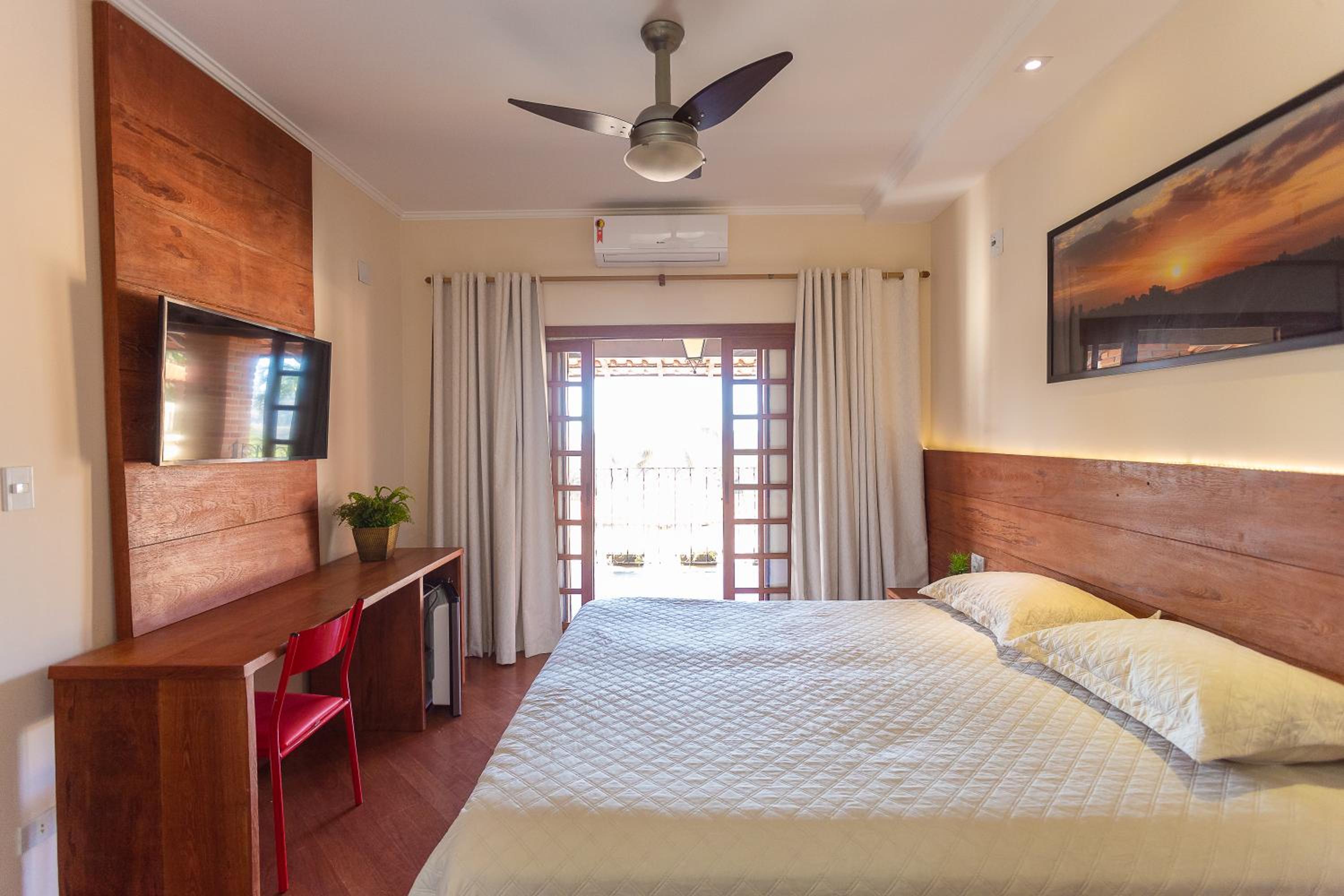 Superior Quadruple Room photo 2