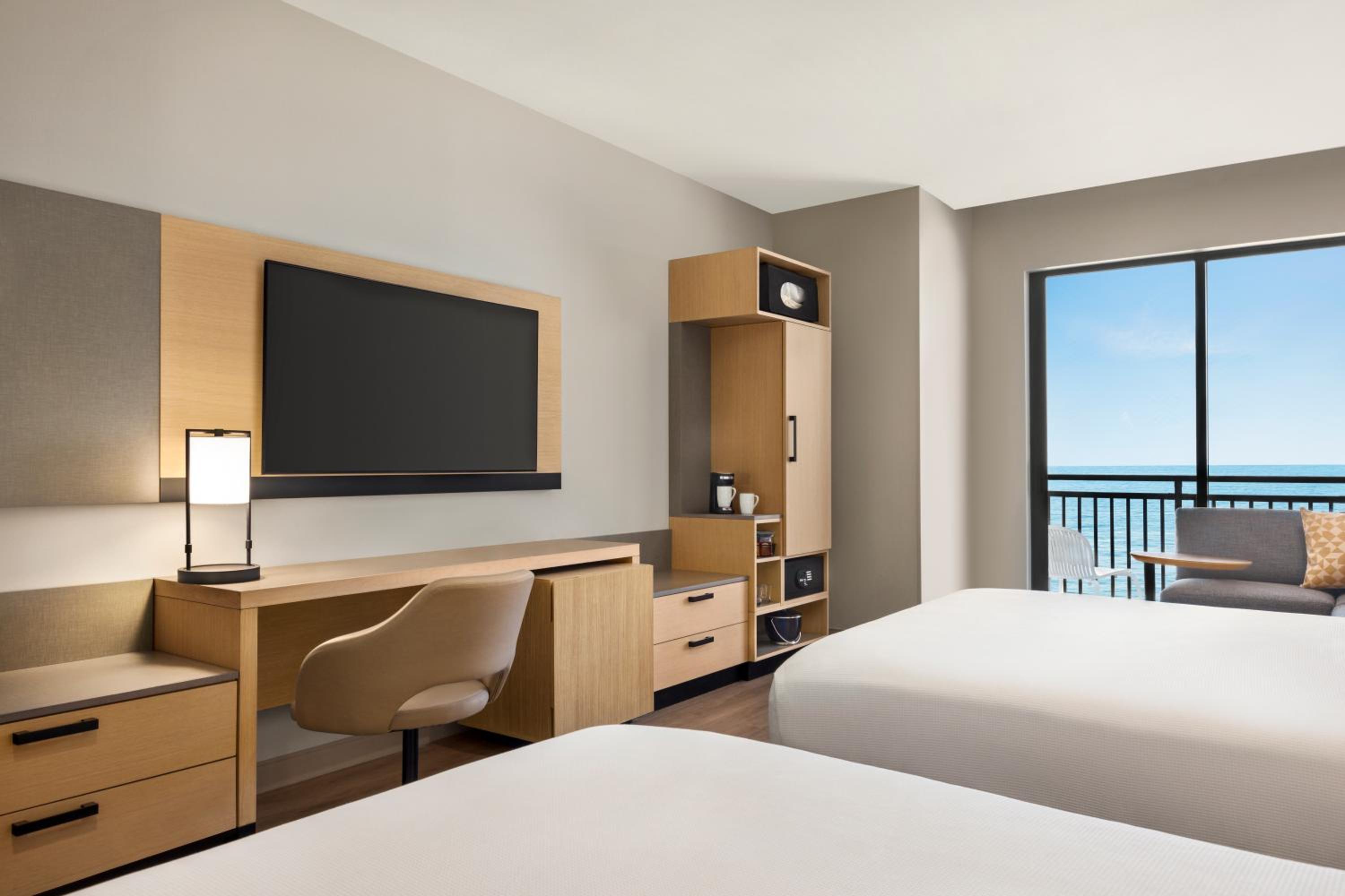 Oceanfront Queen Room with Two Queen Beds - Photo 16