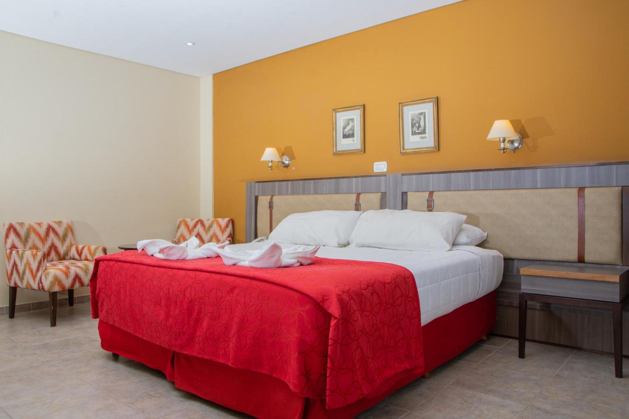 Standard Double or Twin Room photo 1