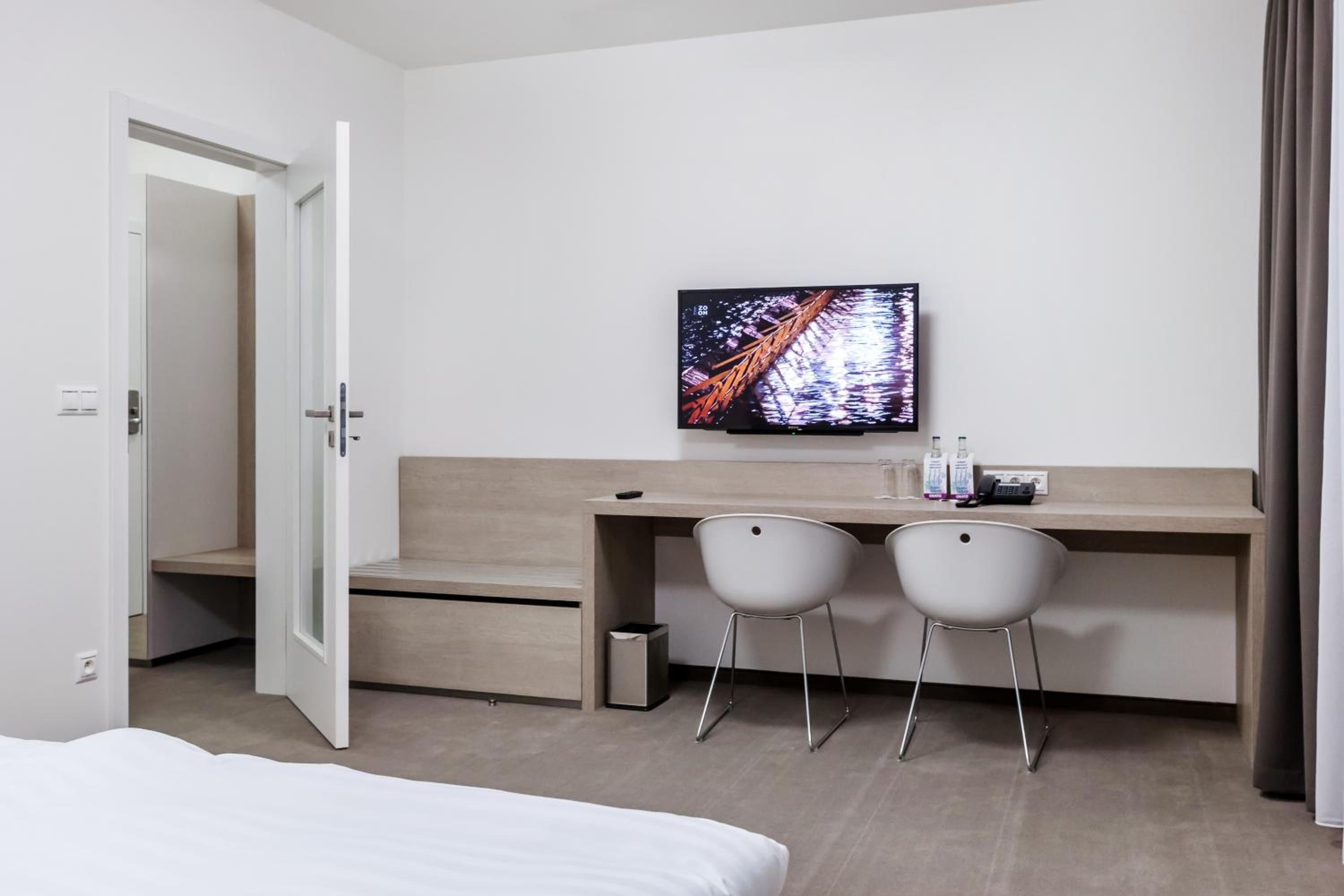 Double Room photo 3