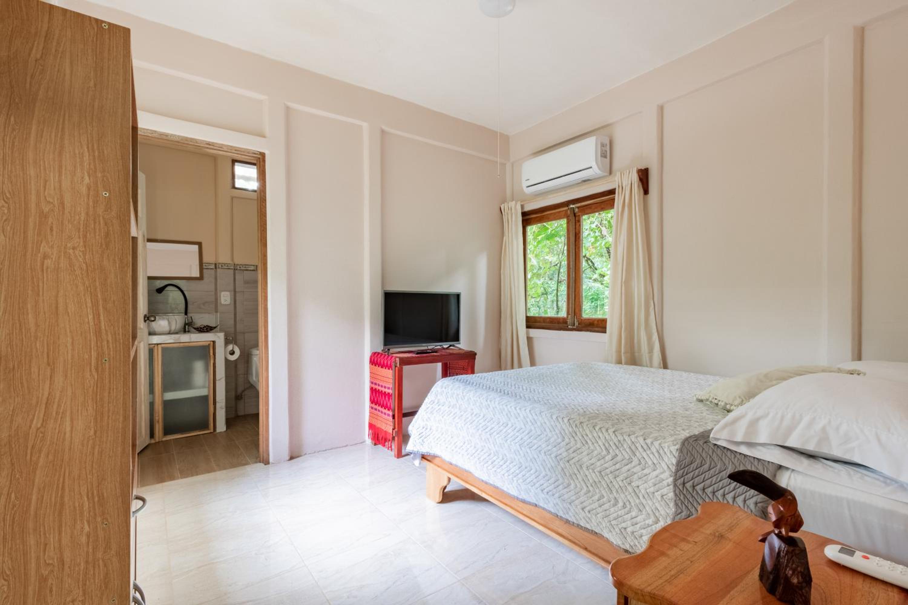 One-Bedroom House photo 3