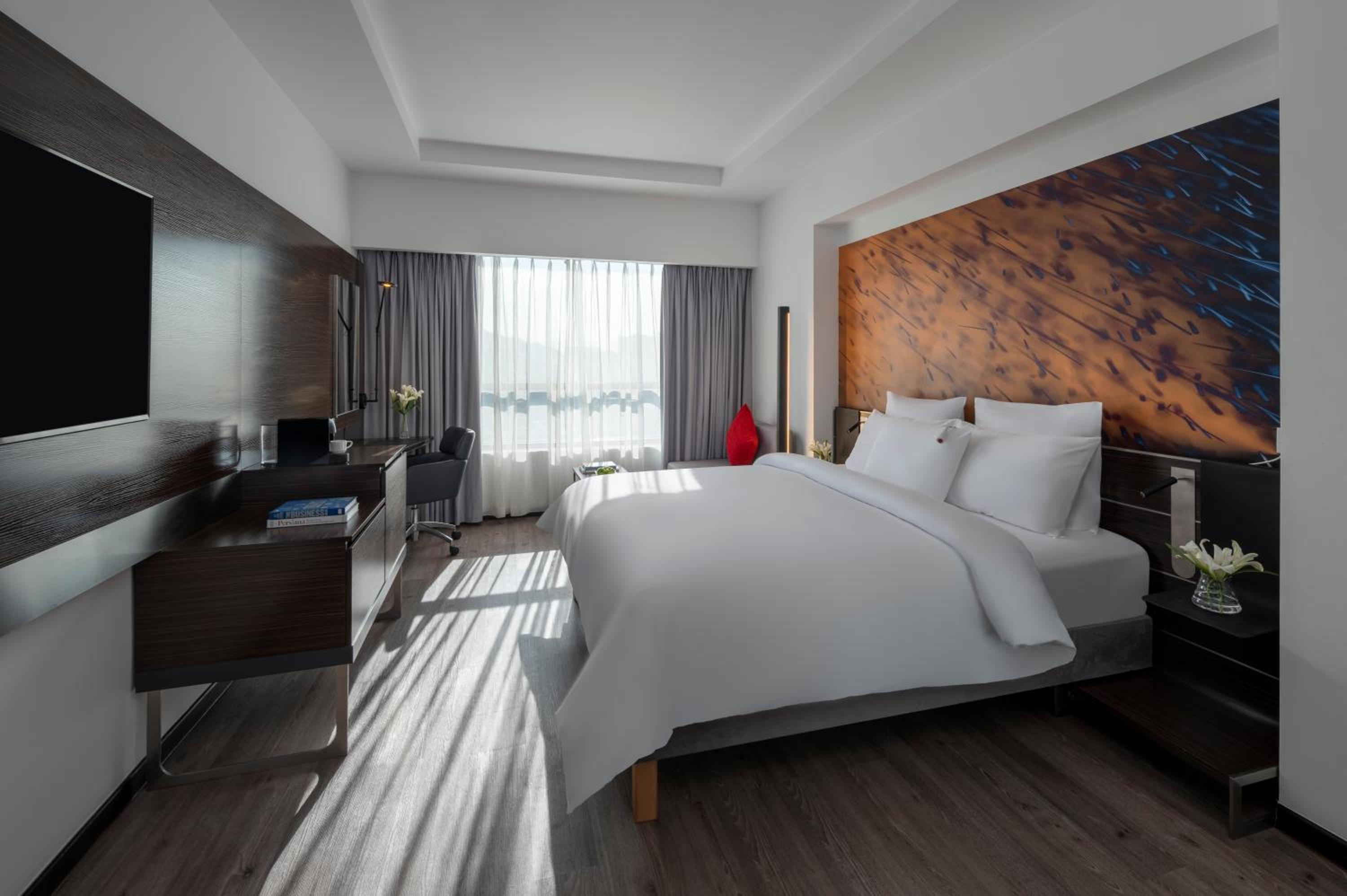 Superior Room with 1 King-size bed