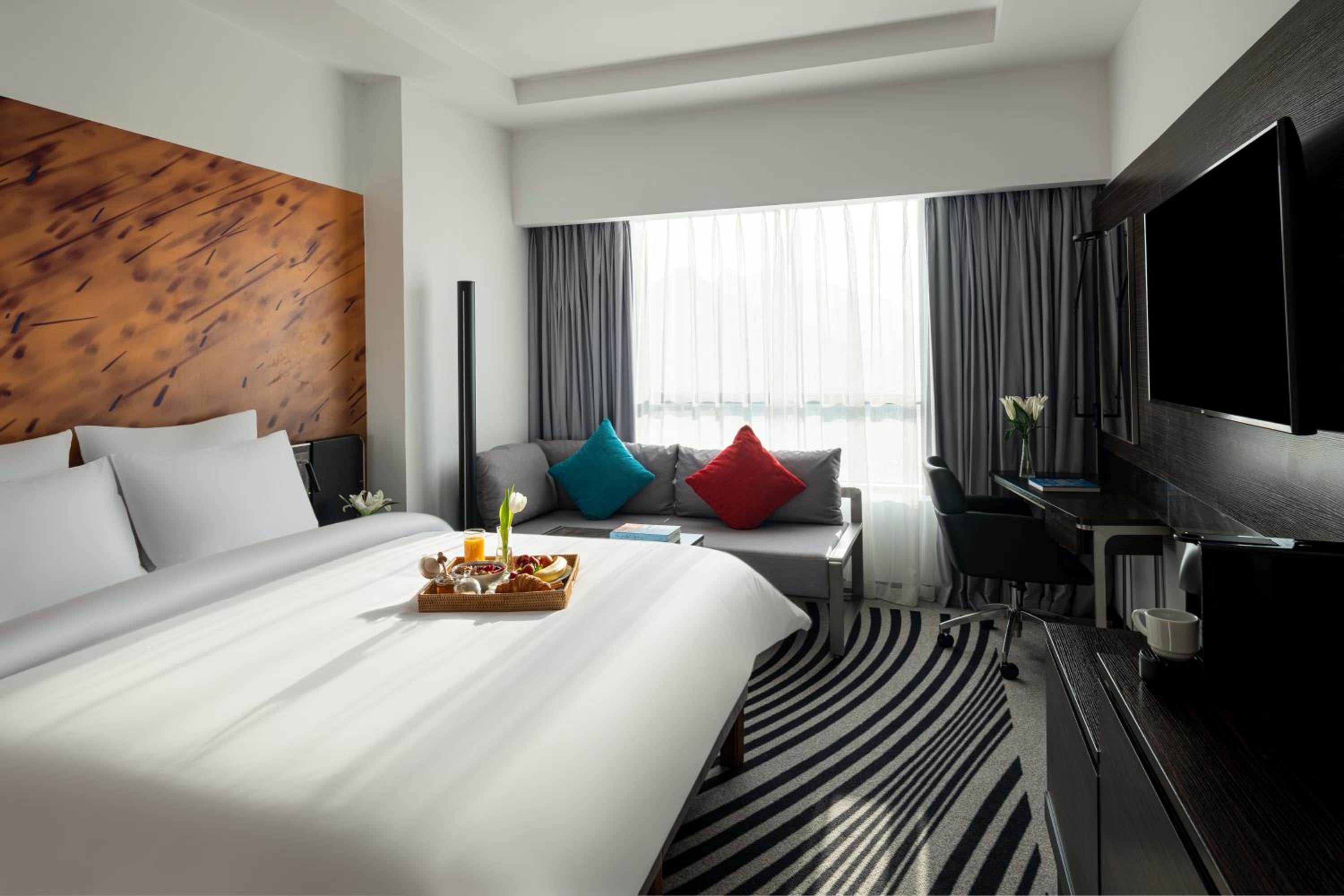 Superior Room with 1 King-size Bed - Photo 4