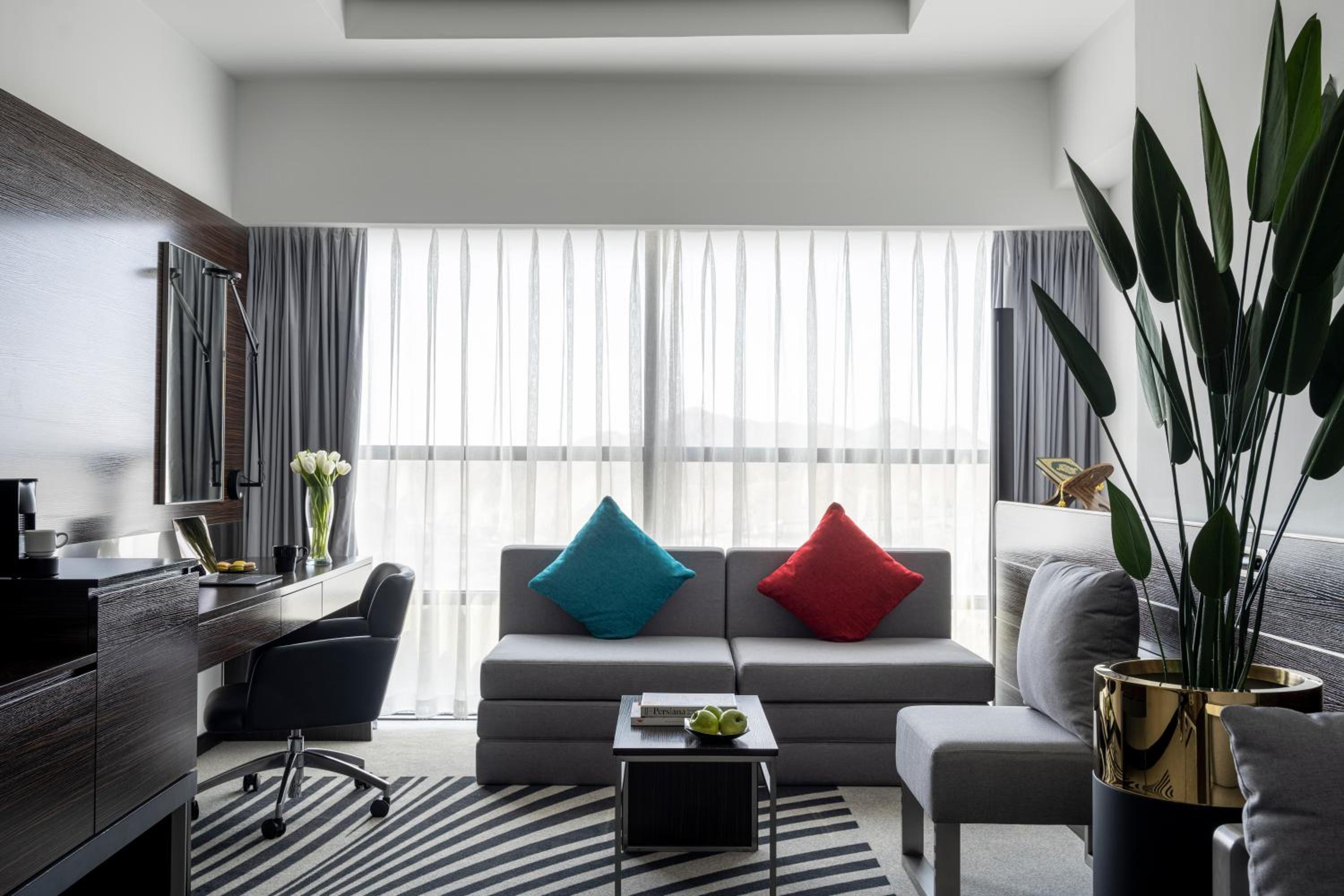 Executive King Room - Photo 2