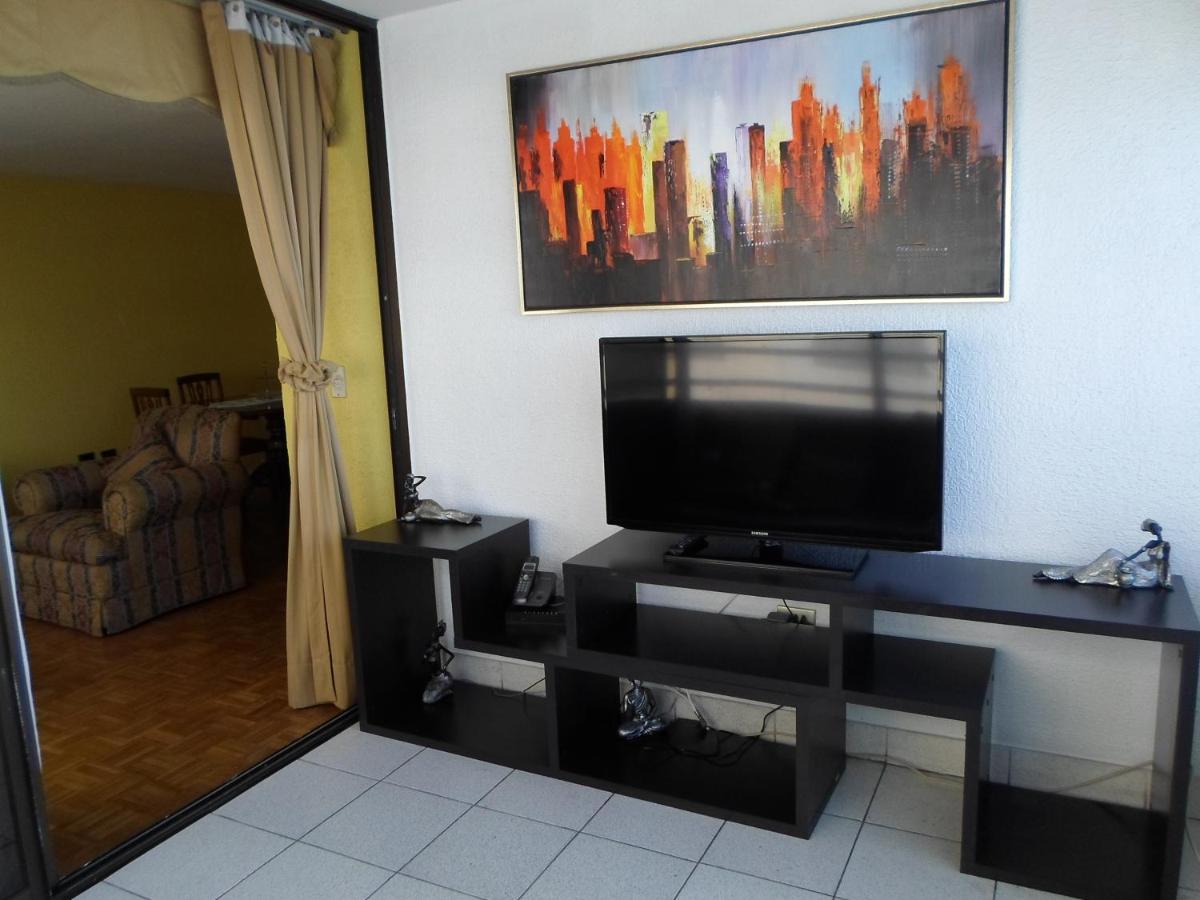 Three-Bedroom Apartment photo 2