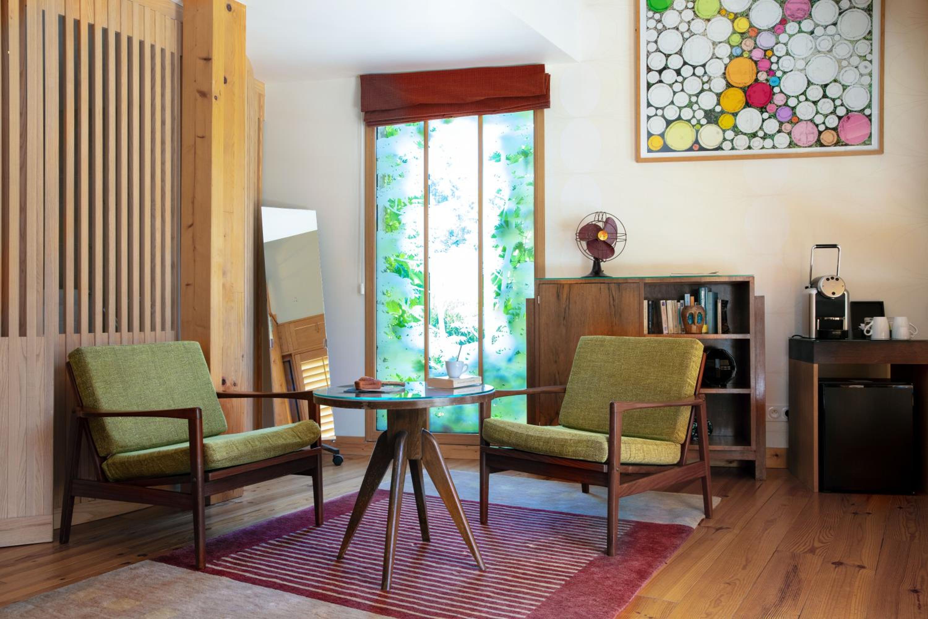Suite 1 or 2 people photo 2