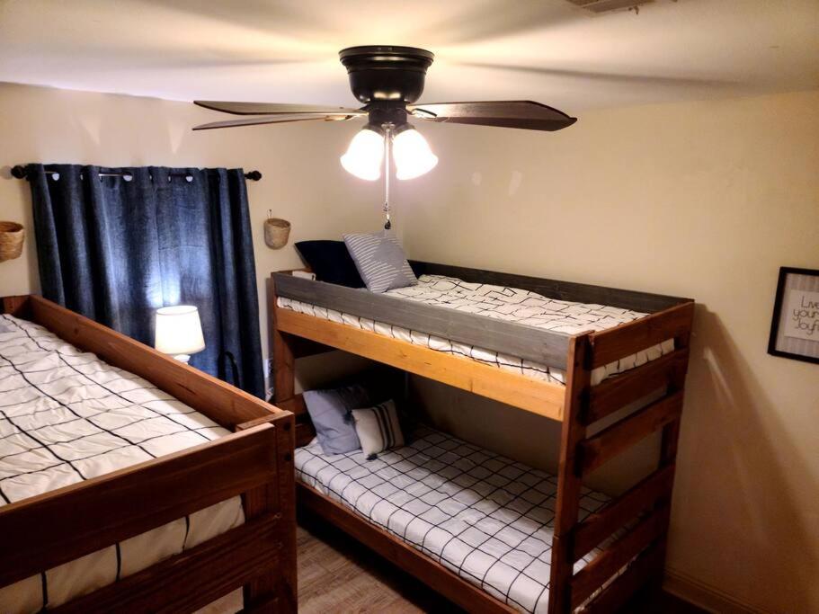 Four-Bedroom House photo 1