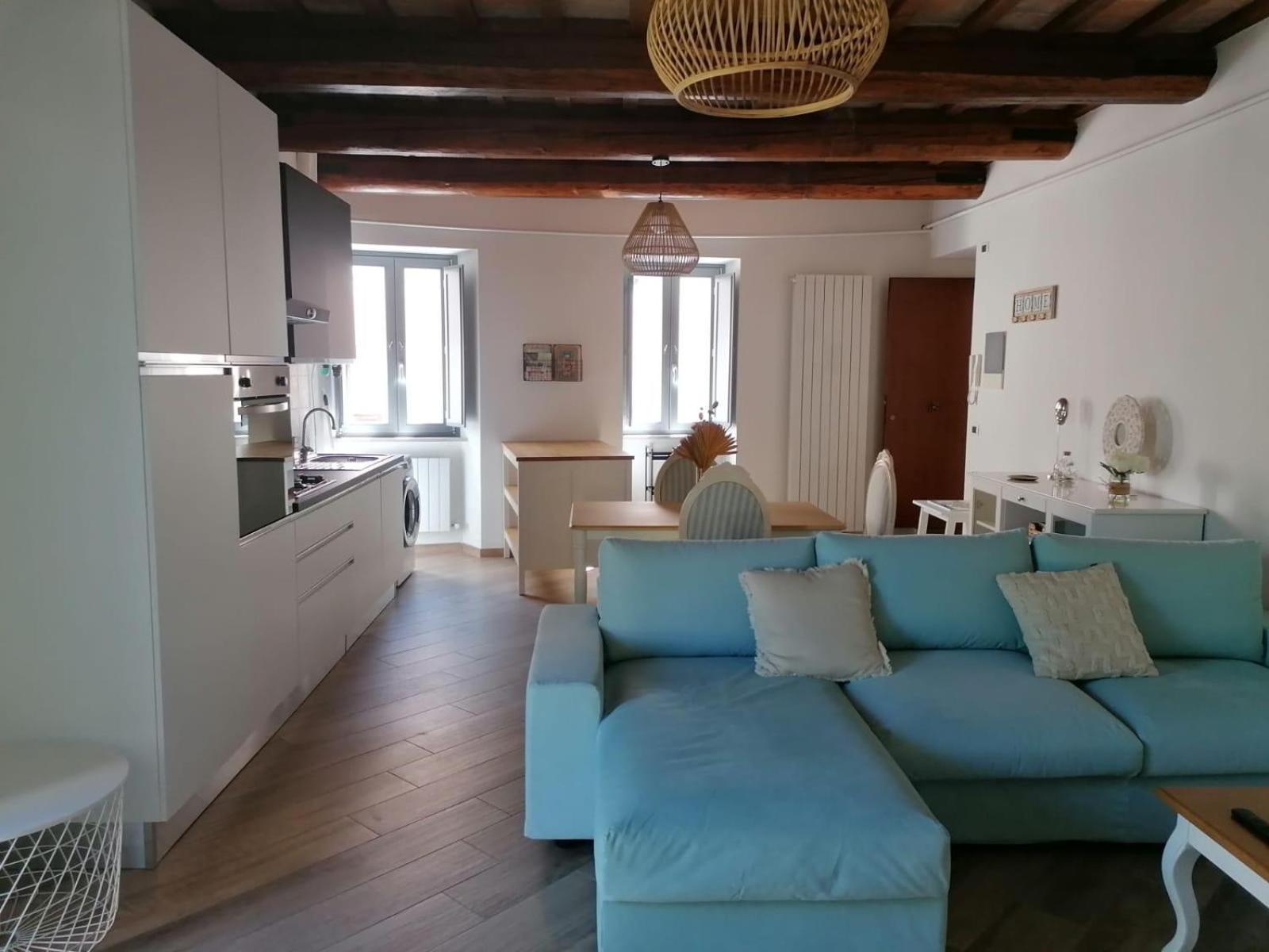 One-Bedroom House - Photo 12
