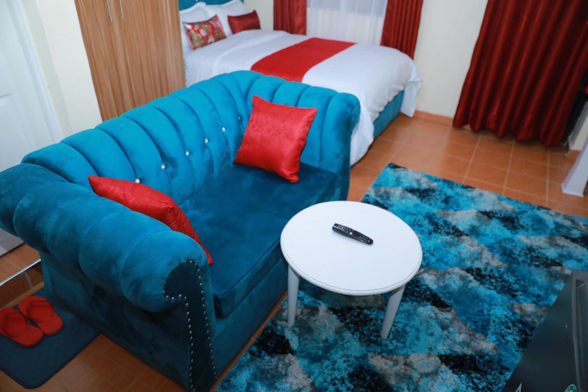 One-Bedroom Apartment photo 3
