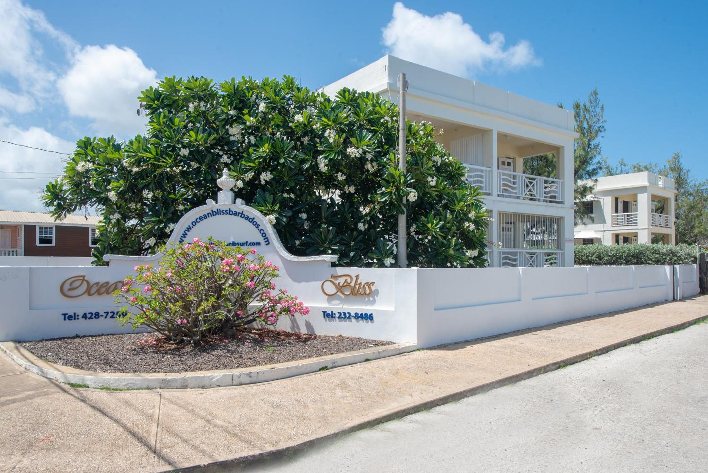 Two-Bedroom Apartment With Ocean View photo 3