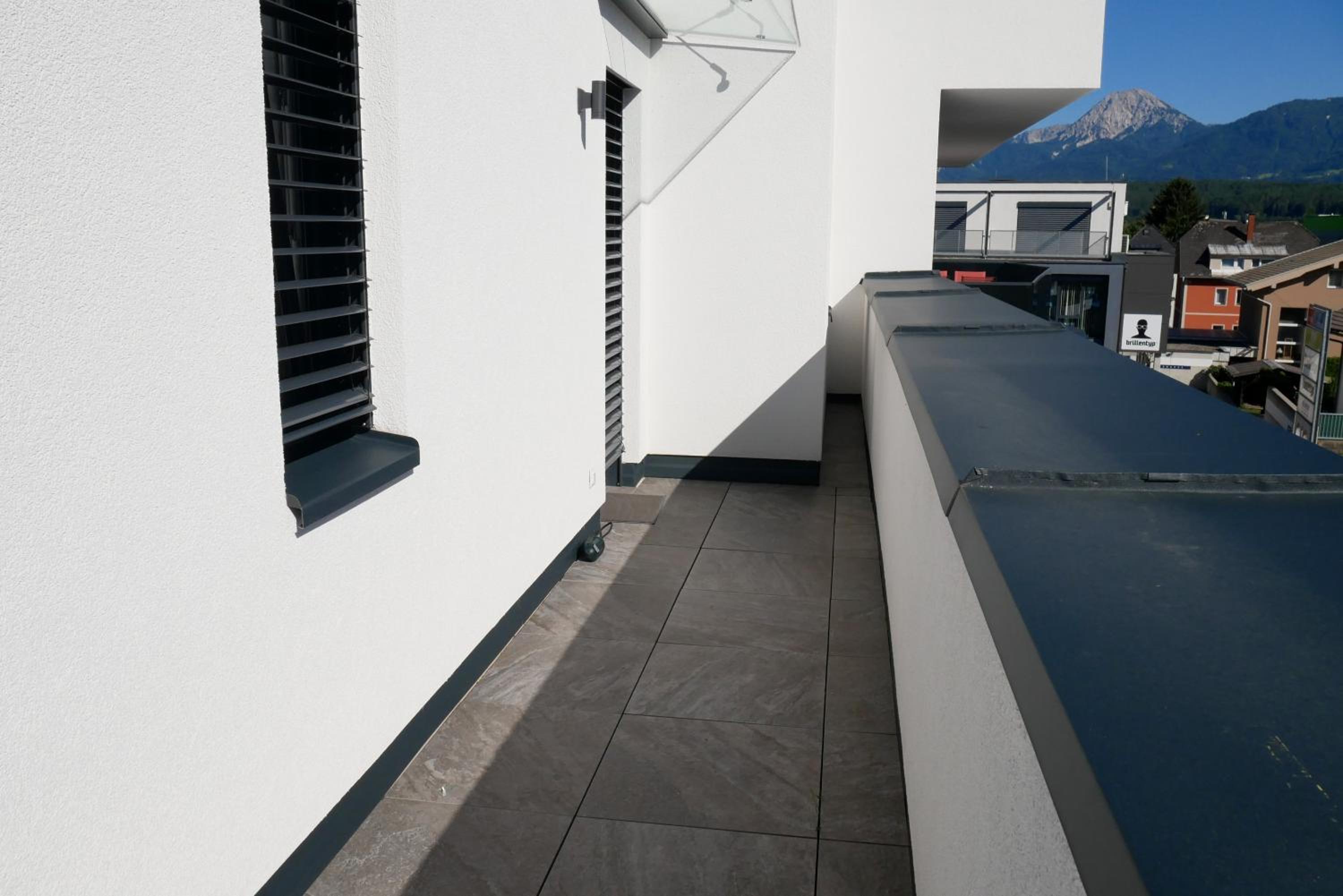 Penthouse Apartment with 360 Degree Terrace - Photo 16