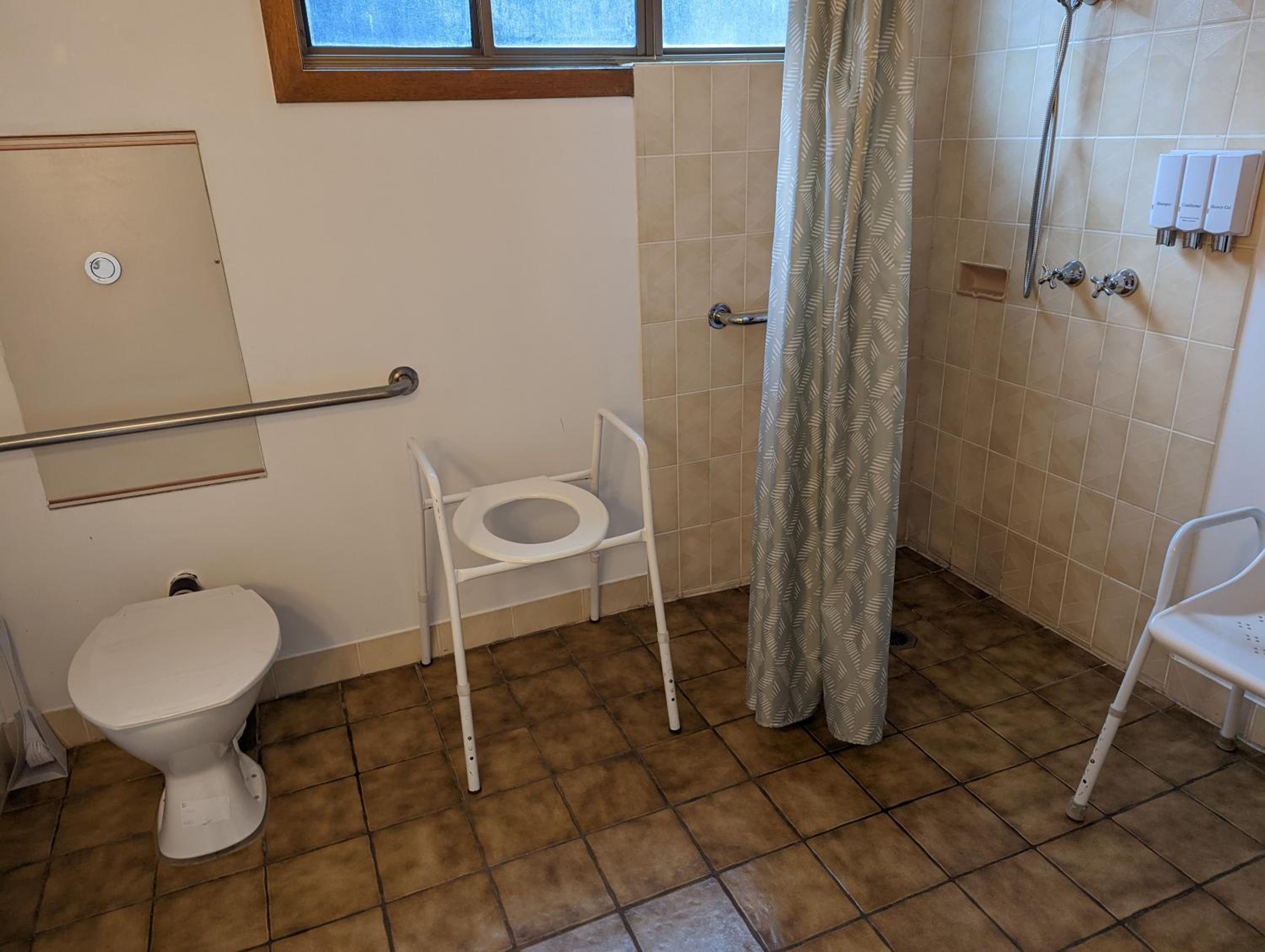 Family Room - Disability Access photo 3