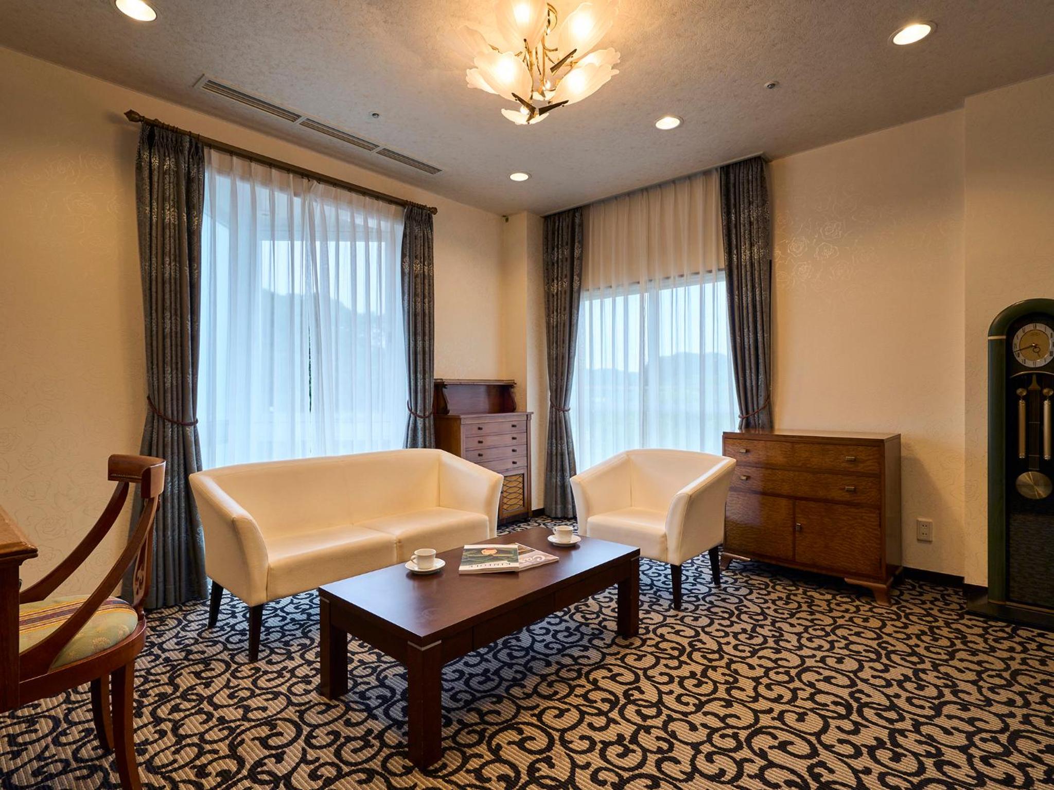 Main Building - Junior Suite