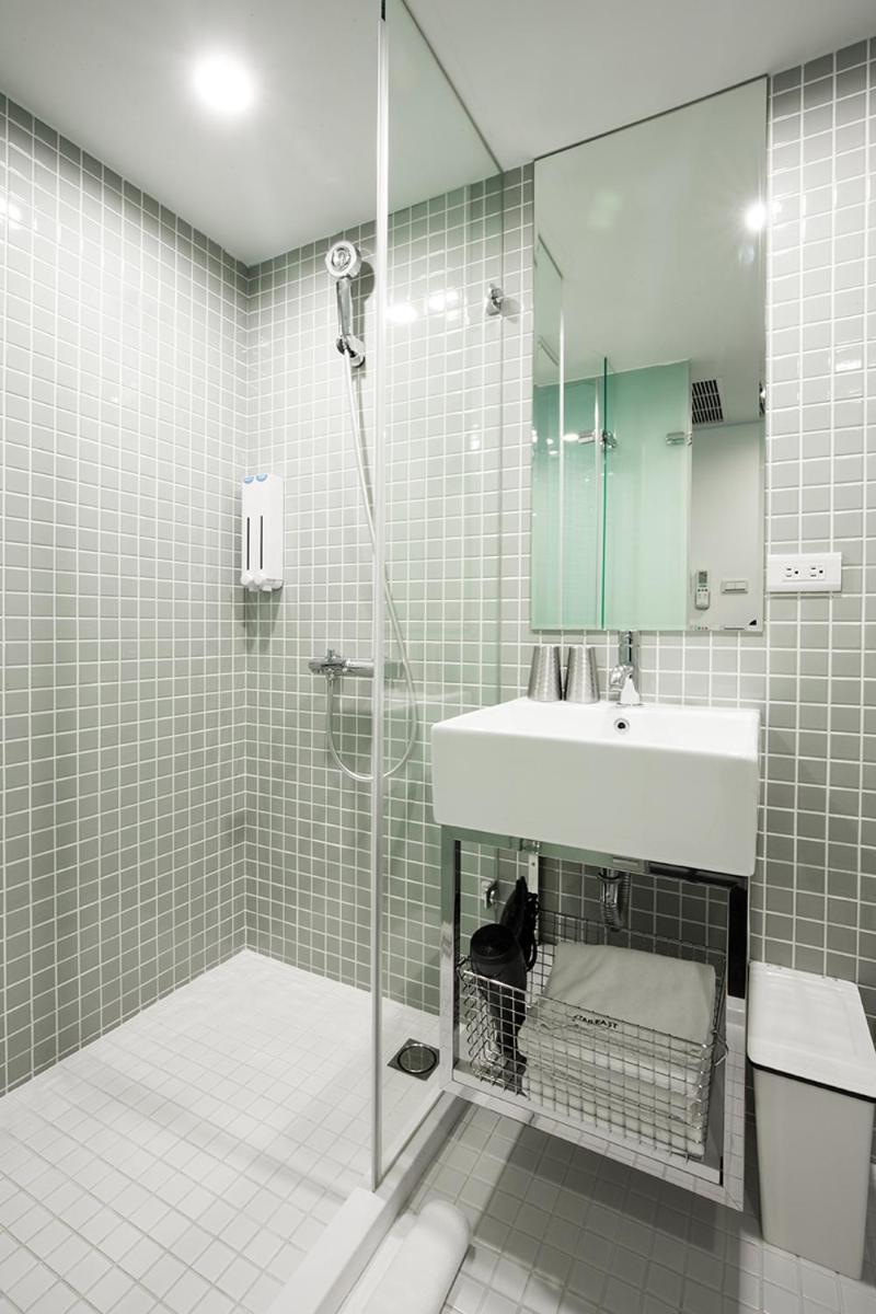Twin Room with Bathroom