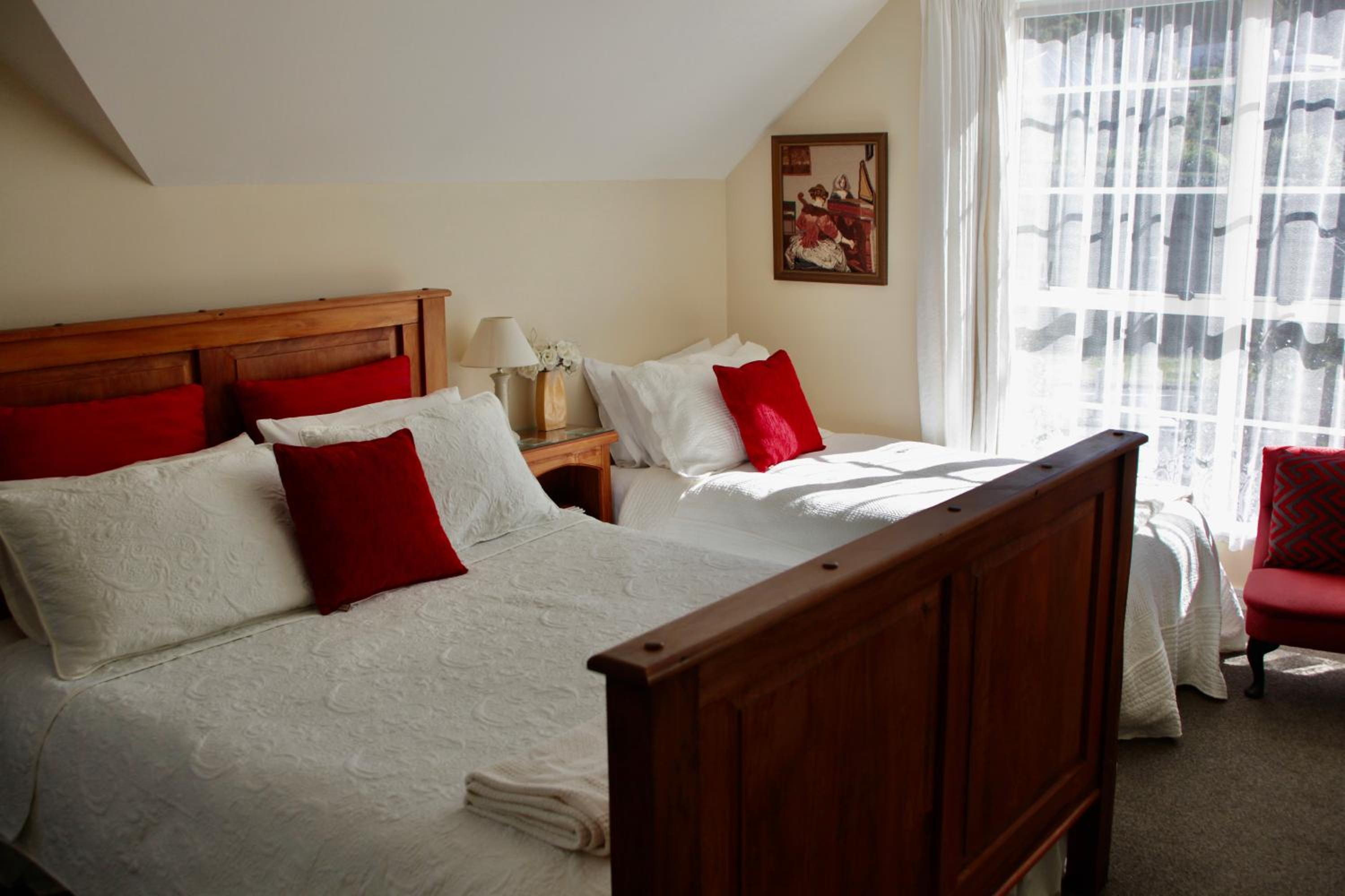 Deluxe Double or Twin Room photo 1