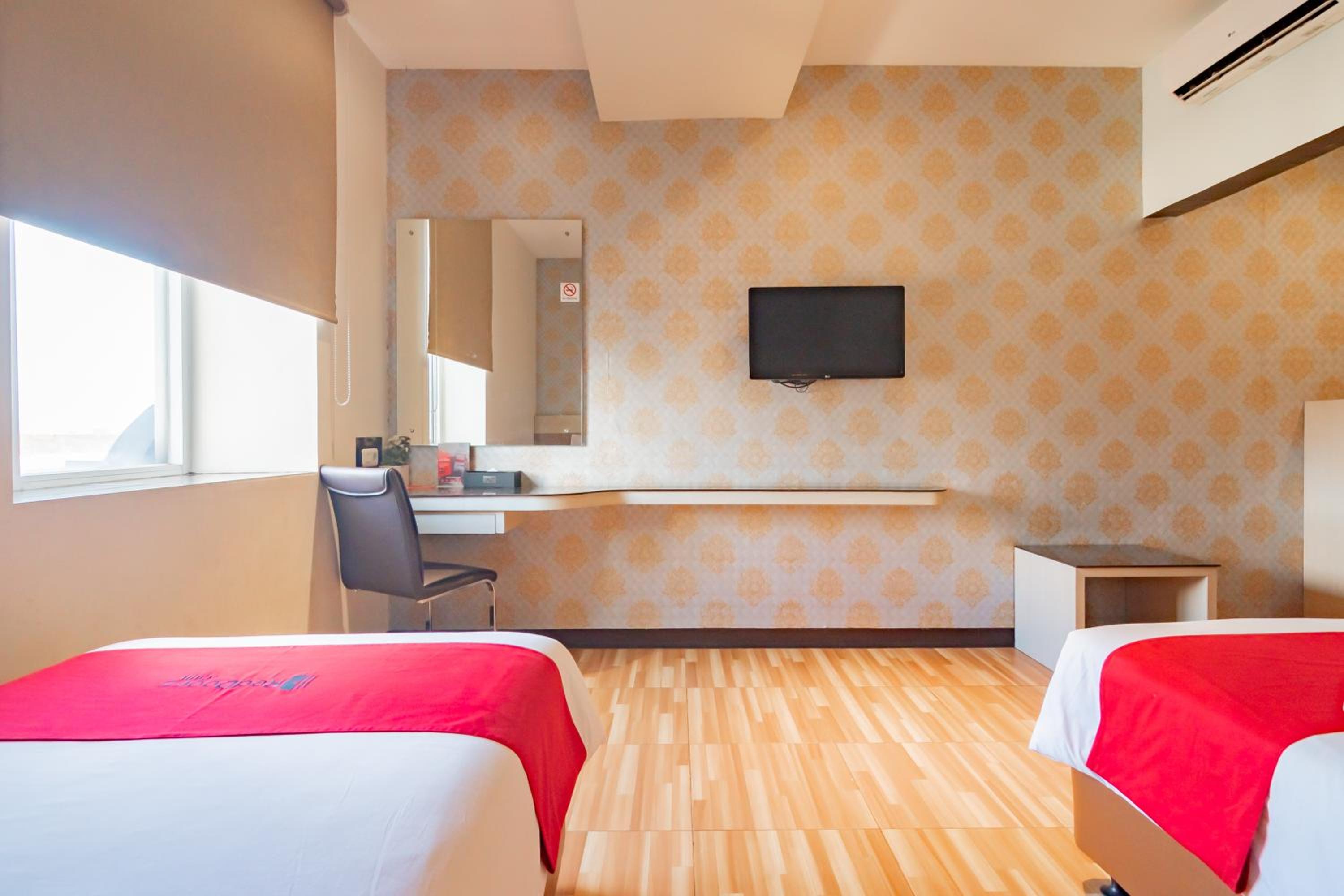 Twin Room - Photo 7