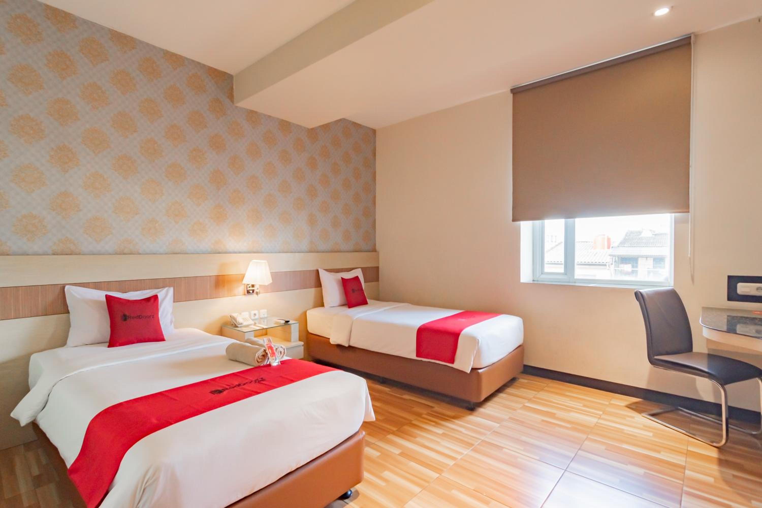 Twin Room - Photo 6